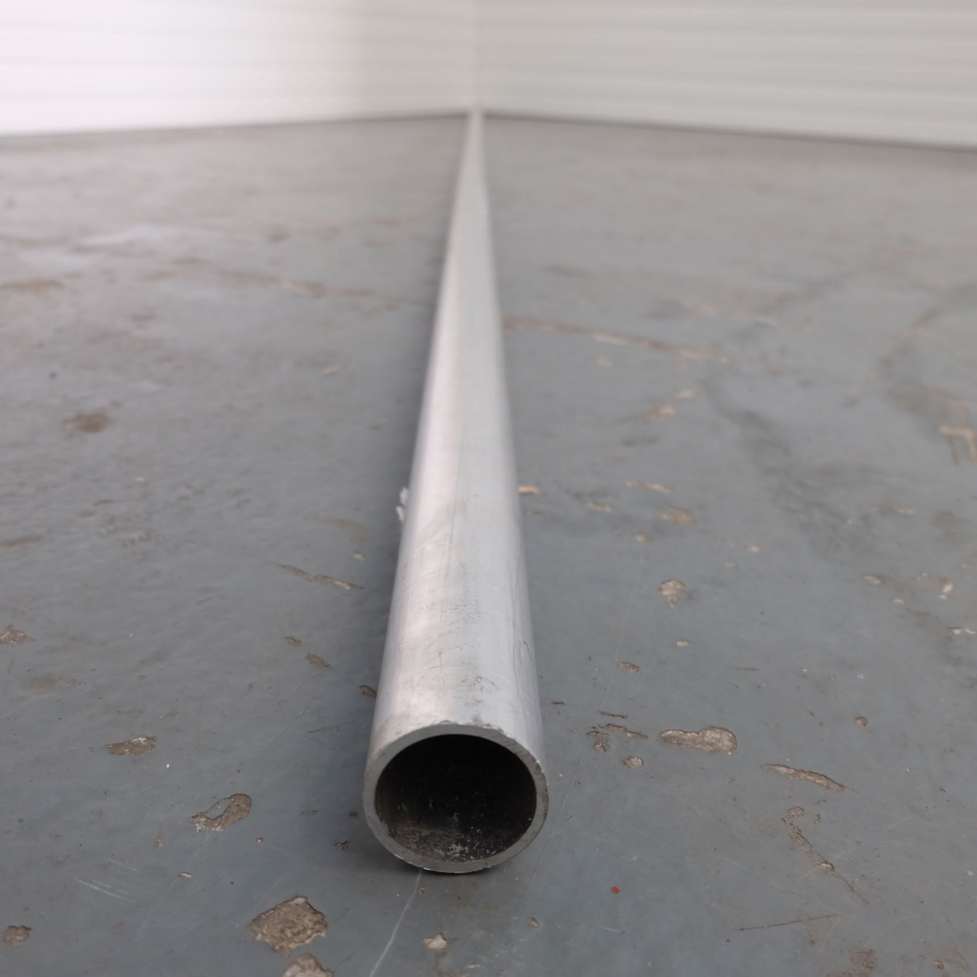 Aluminium Tube. Dimensions 2" Diameter x 1/8" Thickness. Length 5000mm. - Image 2 of 3