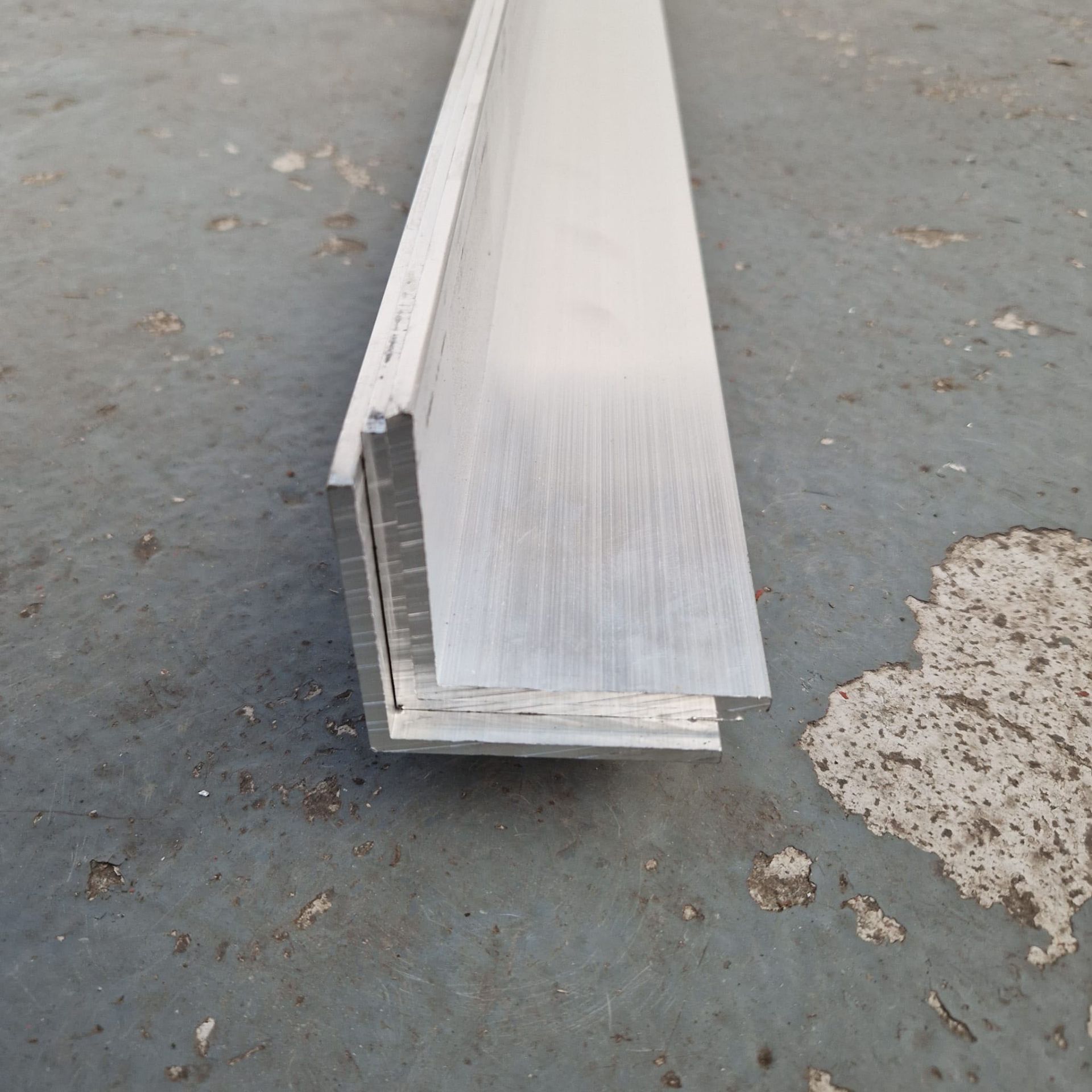3 x Lengths of Aluminium 'L' Shape Angle Plate. Dimensions 3" x 3" x 3/16". Length 5000mm.