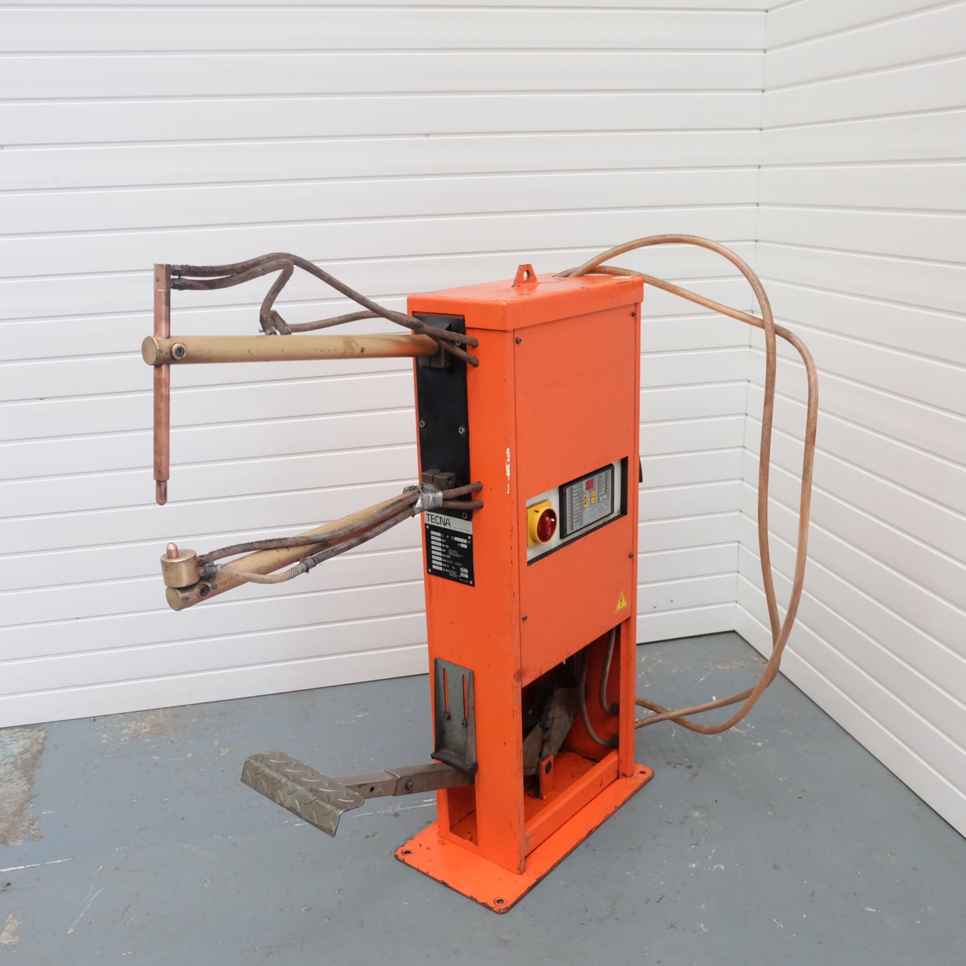 Tecna Model 340 5N Sheet Metal Spot Welder.