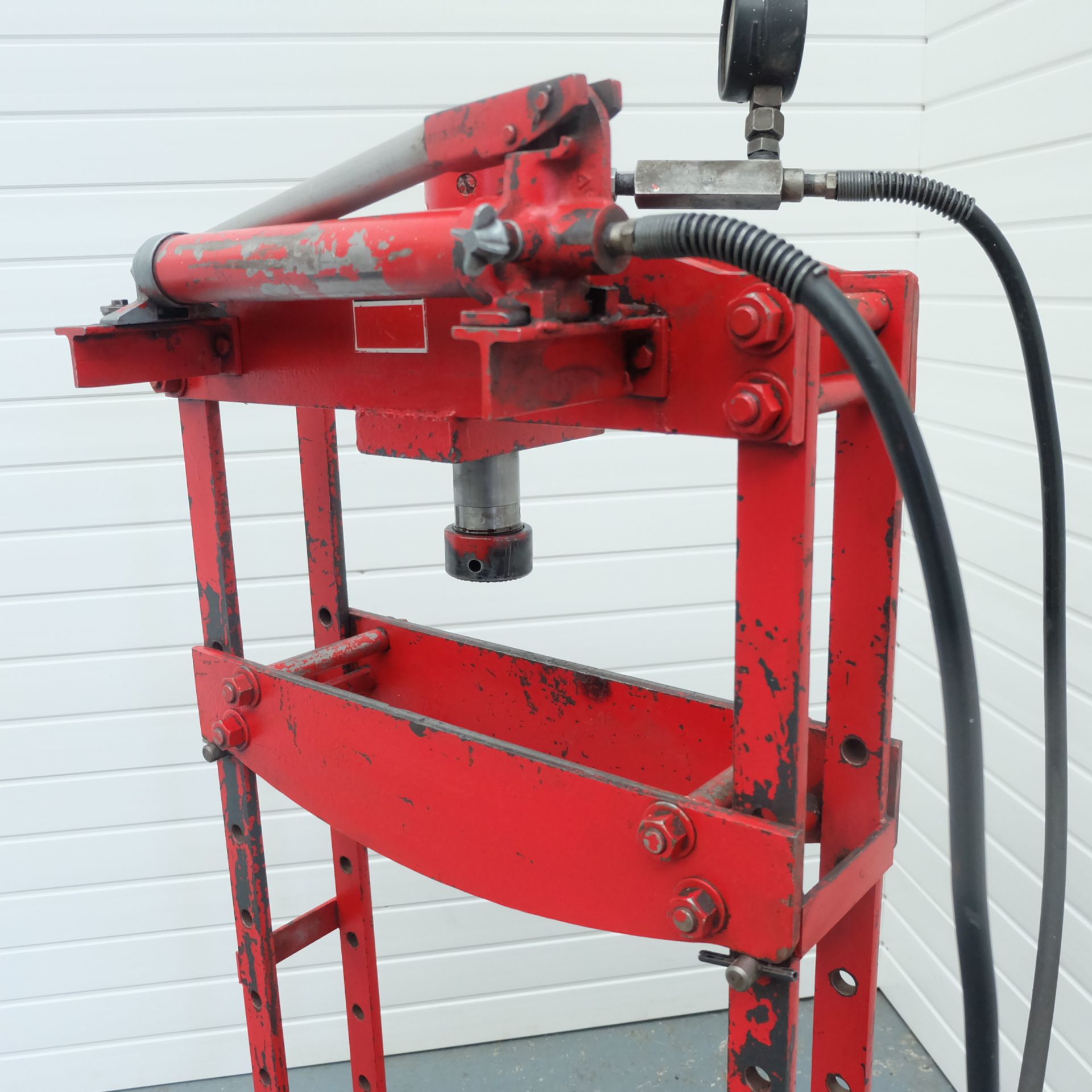 Blackhawk Porto-Power - 250 Manual Hydrualic Garage Press. - Image 3 of 7