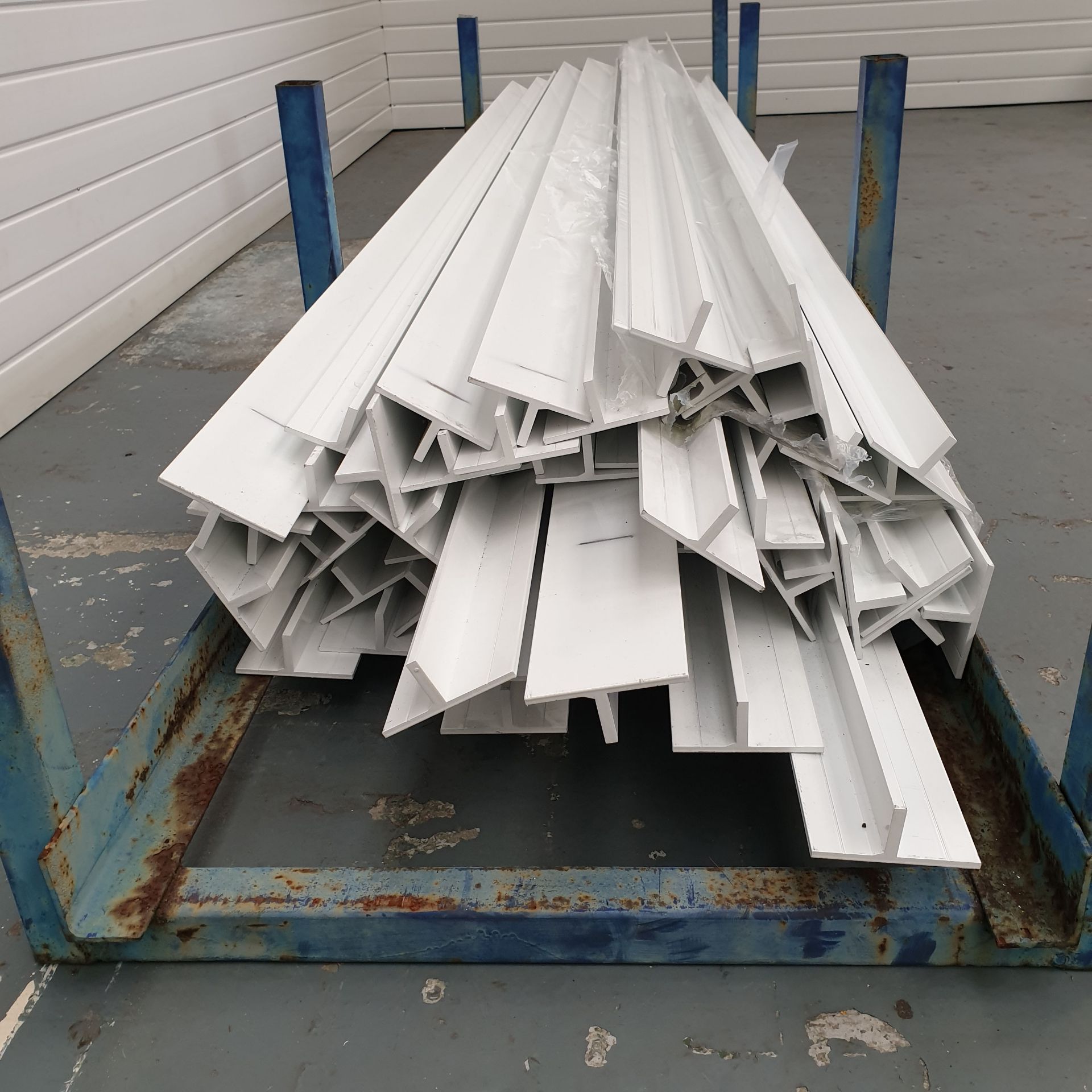 Selection of Aluminium T Section. Length: 3800mm. T Section: 105 x 43mm. - Bild 4 aus 4