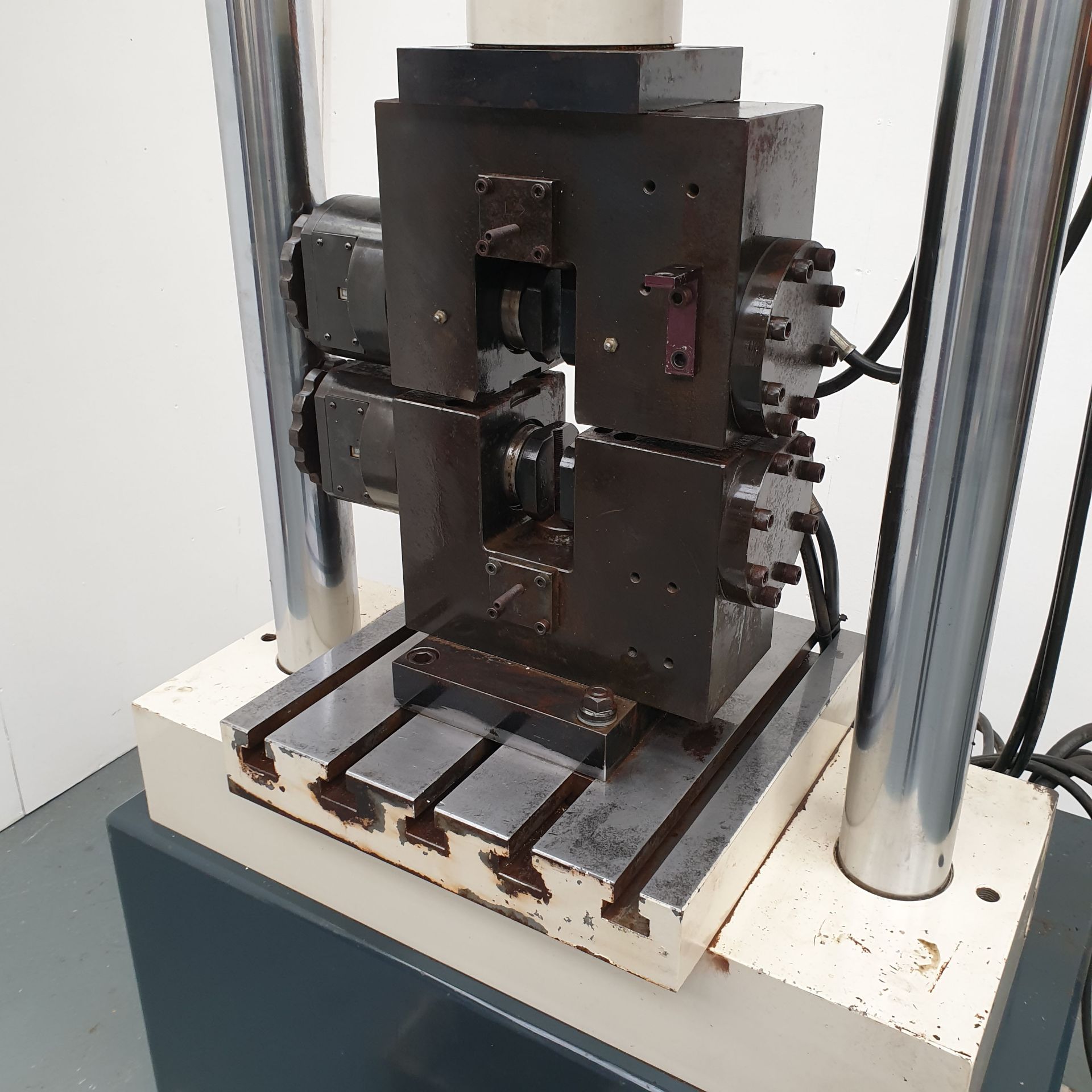 Dartec RF Tensile Testing Machine. Stroke 1000mm. Between Frames 600mm. Table Size: 500 x 500mm. - Image 5 of 16