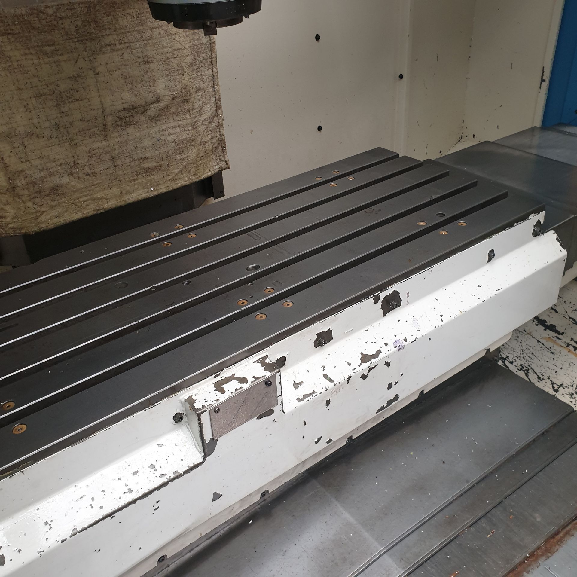 Dugard 1000 VMC Vertical Machining Centre. Spindle Taper BT40. Siemens Acramatic 2100 Control. - Image 3 of 9