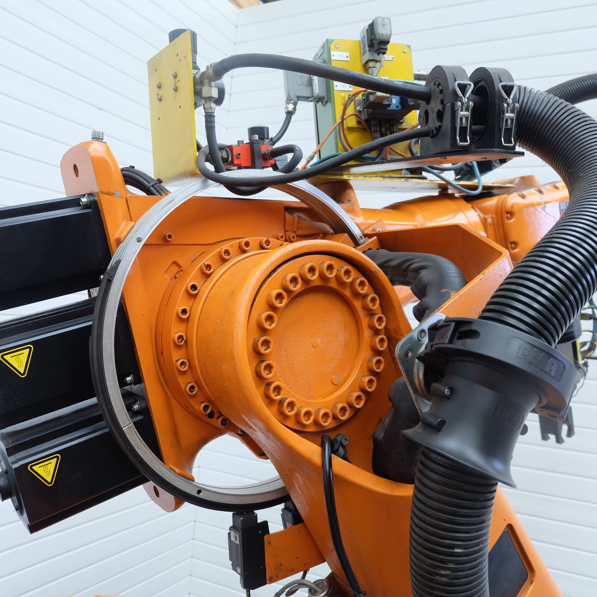 2 x Kuka Type KR125 6 Axis Robotic Arms. - Image 7 of 35