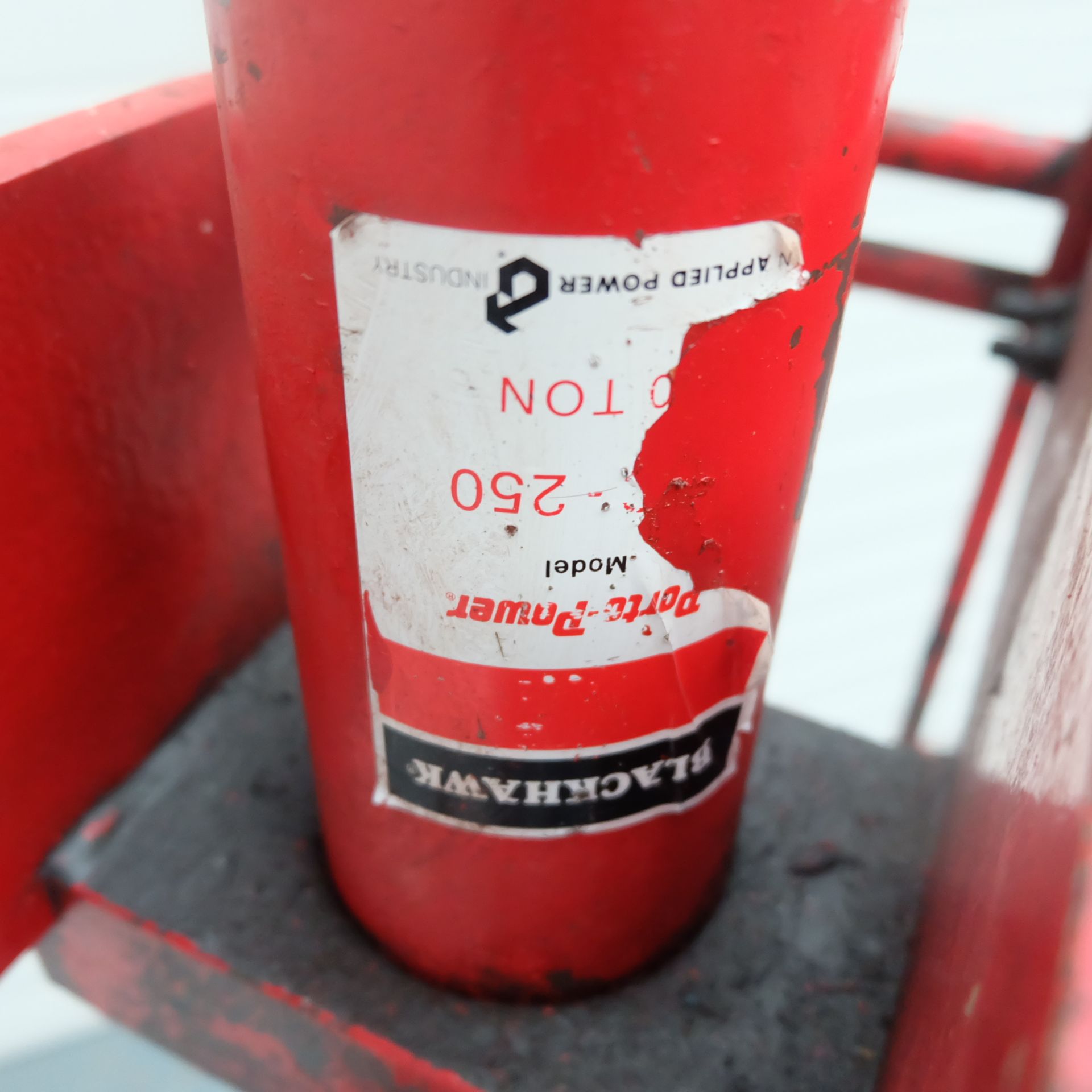 Blackhawk Porto-Power Model 250 Manual Hydraulic Garage Press. - Image 5 of 7