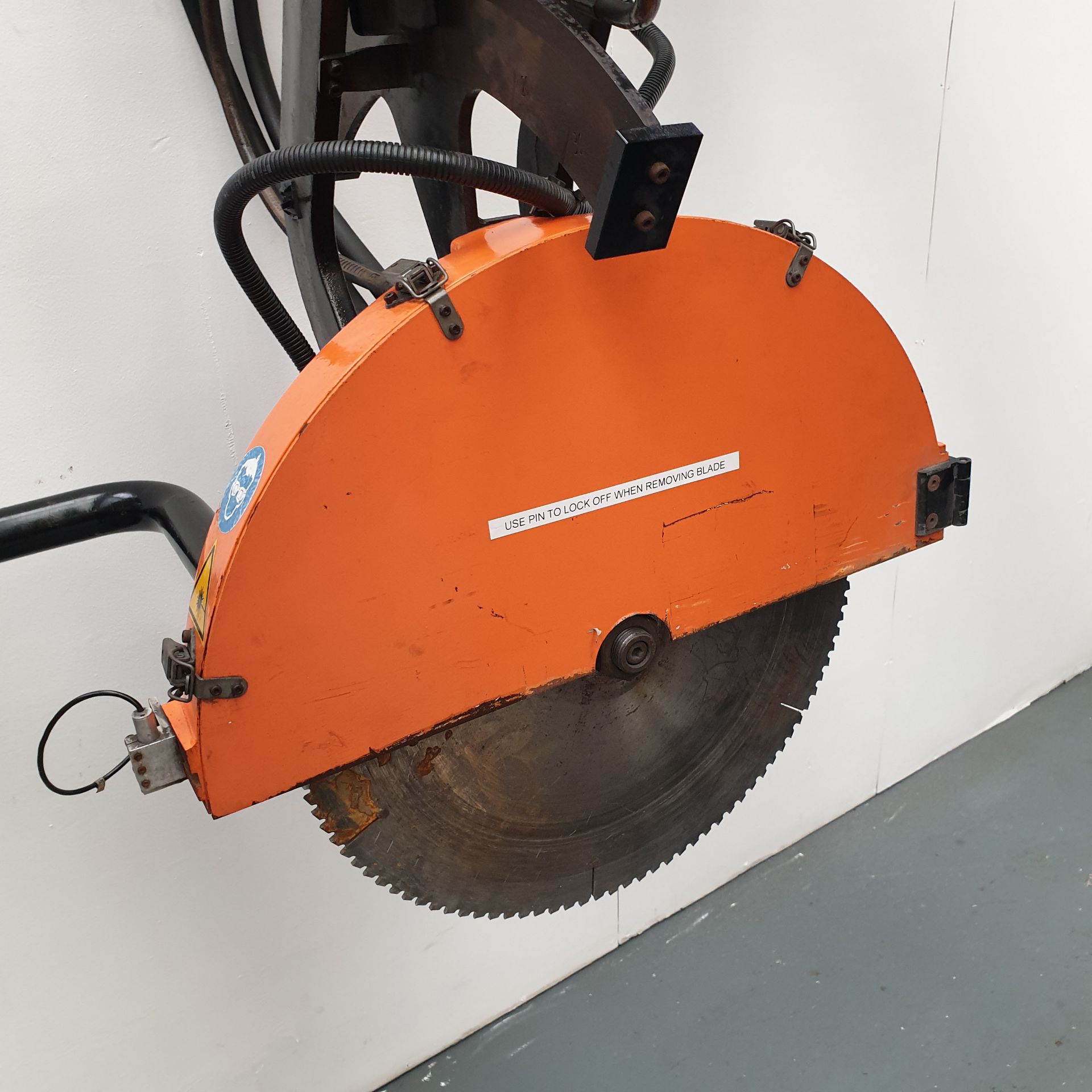 A.W Bell MPS 40 Articulated Arm Manual Circular Power Saw. Maximum Abrasive Saw Blade Size: 500mm. - Image 9 of 13