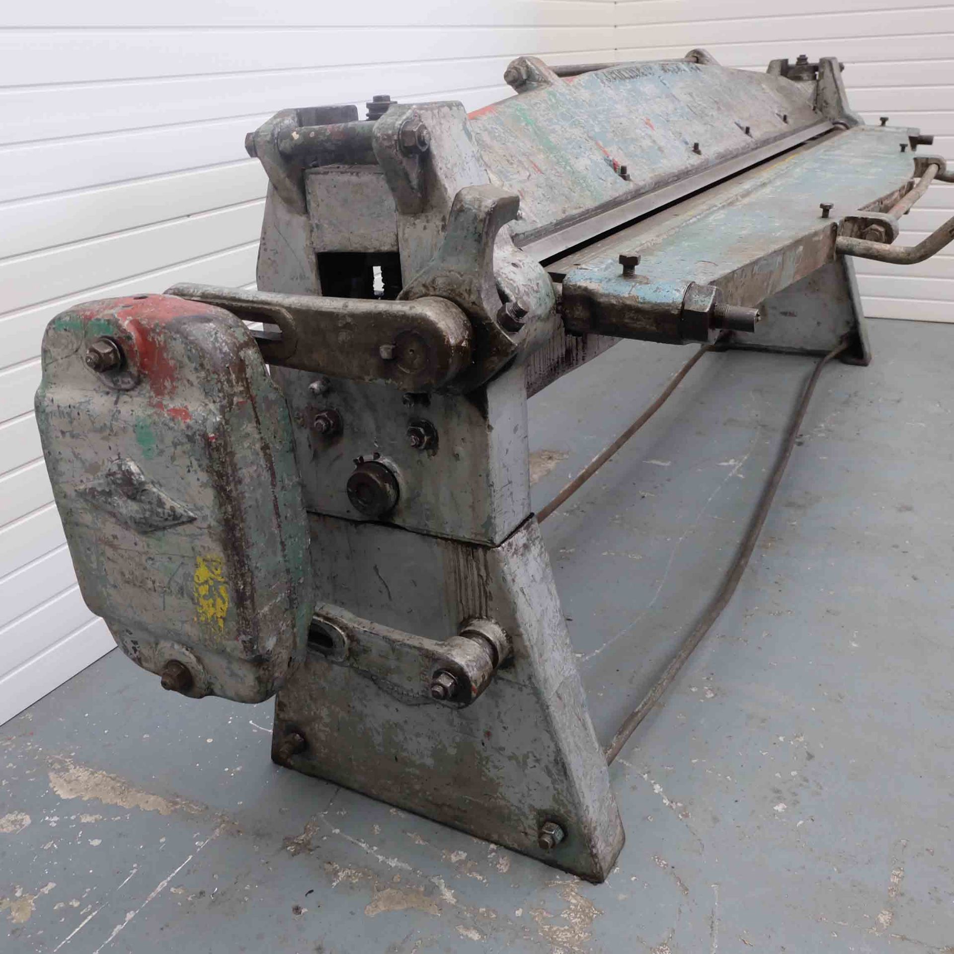 Edwards 8ft Manual Straight Edge Folding Machine. Folding Length 8ft. Weight Assisted Manual Folding - Image 5 of 7