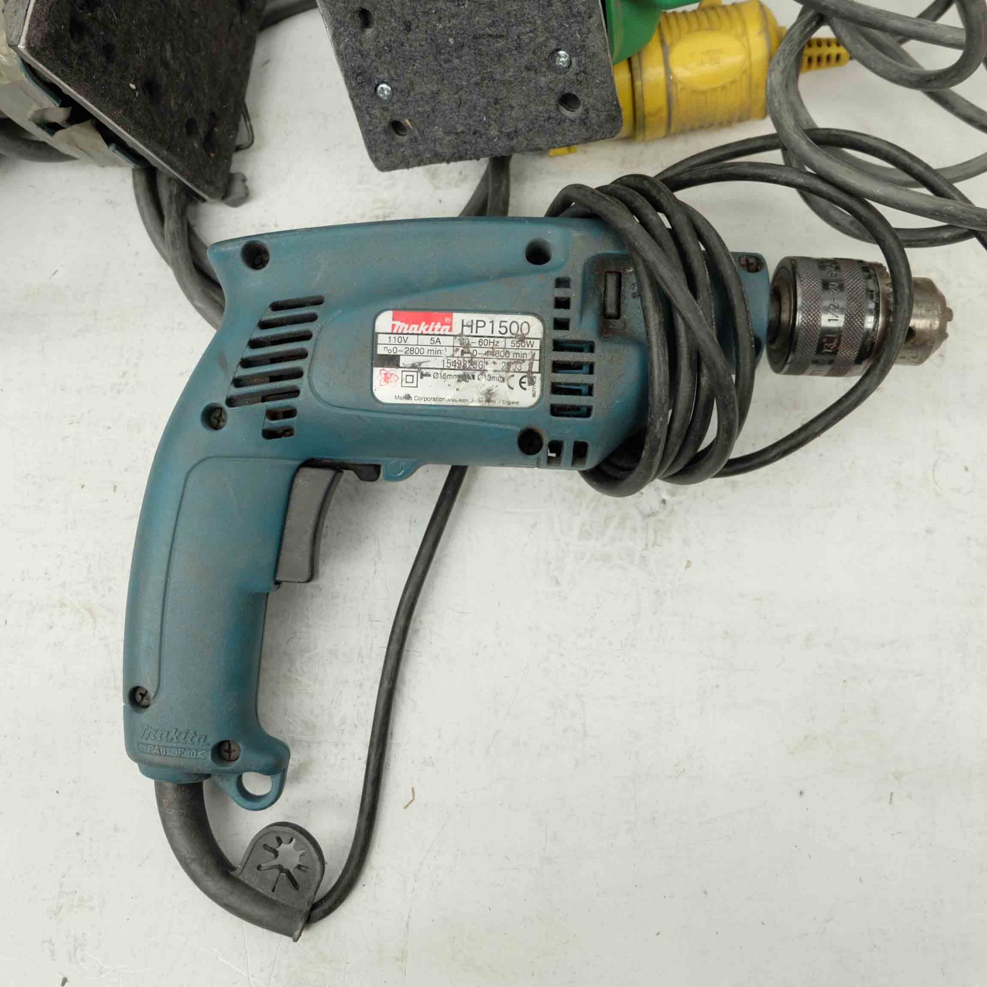 Makita HP 1500 110 Volt Hand Drill Plus 2 x 110 Volt Sanders (Makita & Hitachi) Untested. - Image 7 of 8