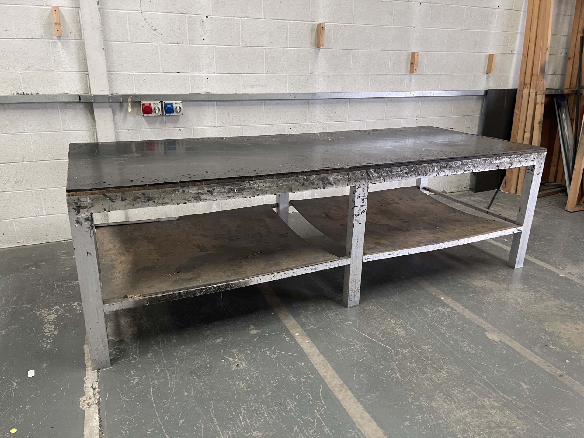 Aluminium Workbench With Rubber Top. Size: 10' x 4' x 3'1" High. - Image 2 of 3