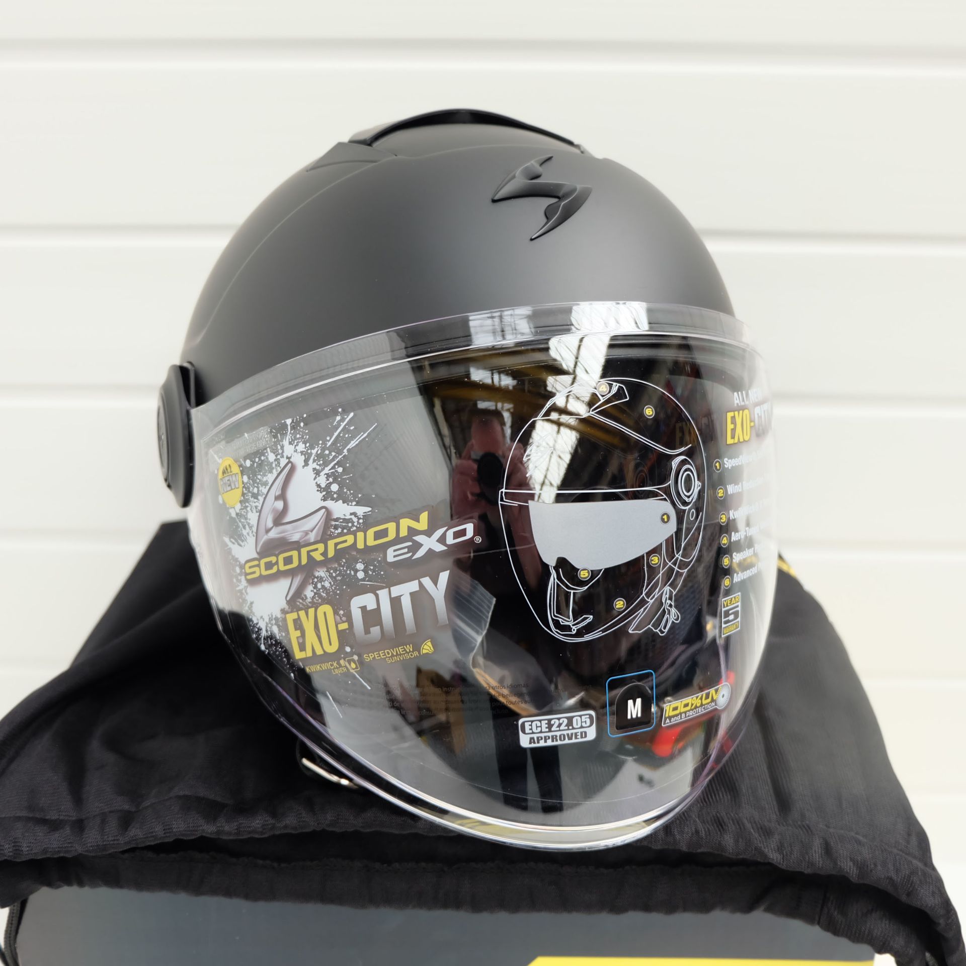 Scorpion EXO-City Solid Helmet (Matt-Black) Size Medium - Image 2 of 8