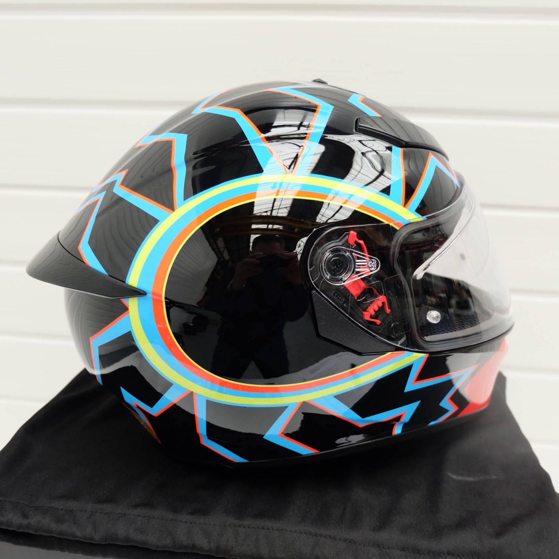AGV K3 VR46 Full Face Helmet Size Medium Large - Image 4 of 14