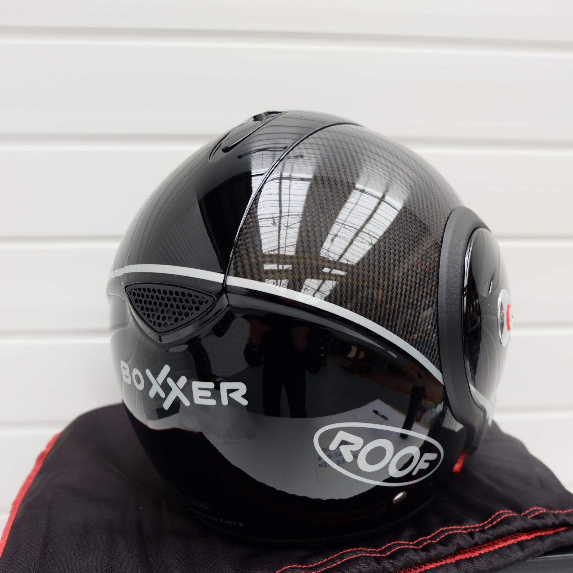 Roof Boxxer Carbon Flip Up Helmet Black SMALL+ BOXER V8 XL - Image 4 of 13