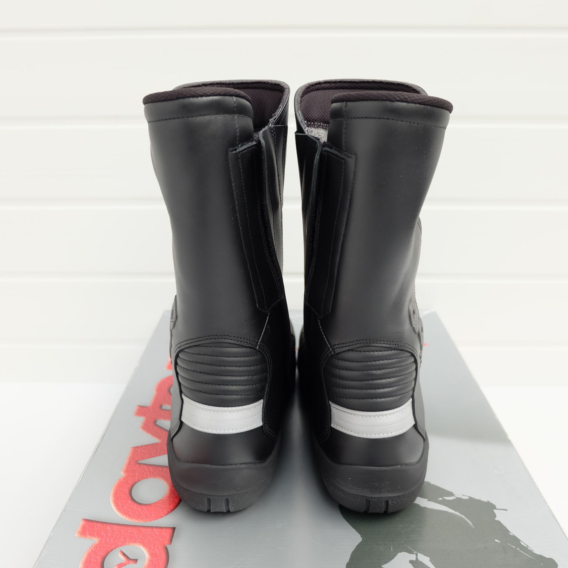 Daytona Spirit Gore-Tex Waterproof Leather Boots SIZE 44 - Image 4 of 6