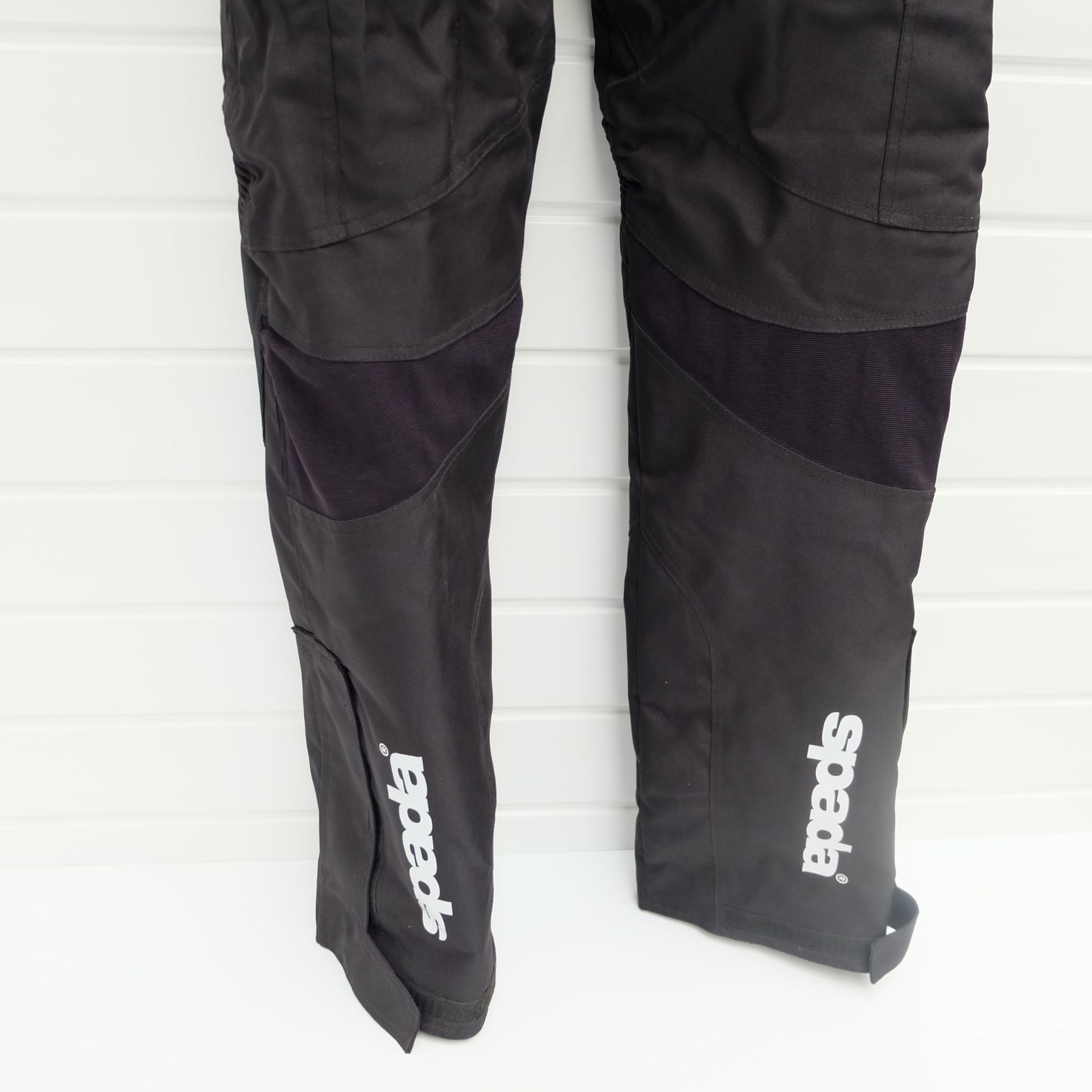 Spada Turini Motorcycle Trousers (Mens) Black. Medium - Bild 6 aus 10
