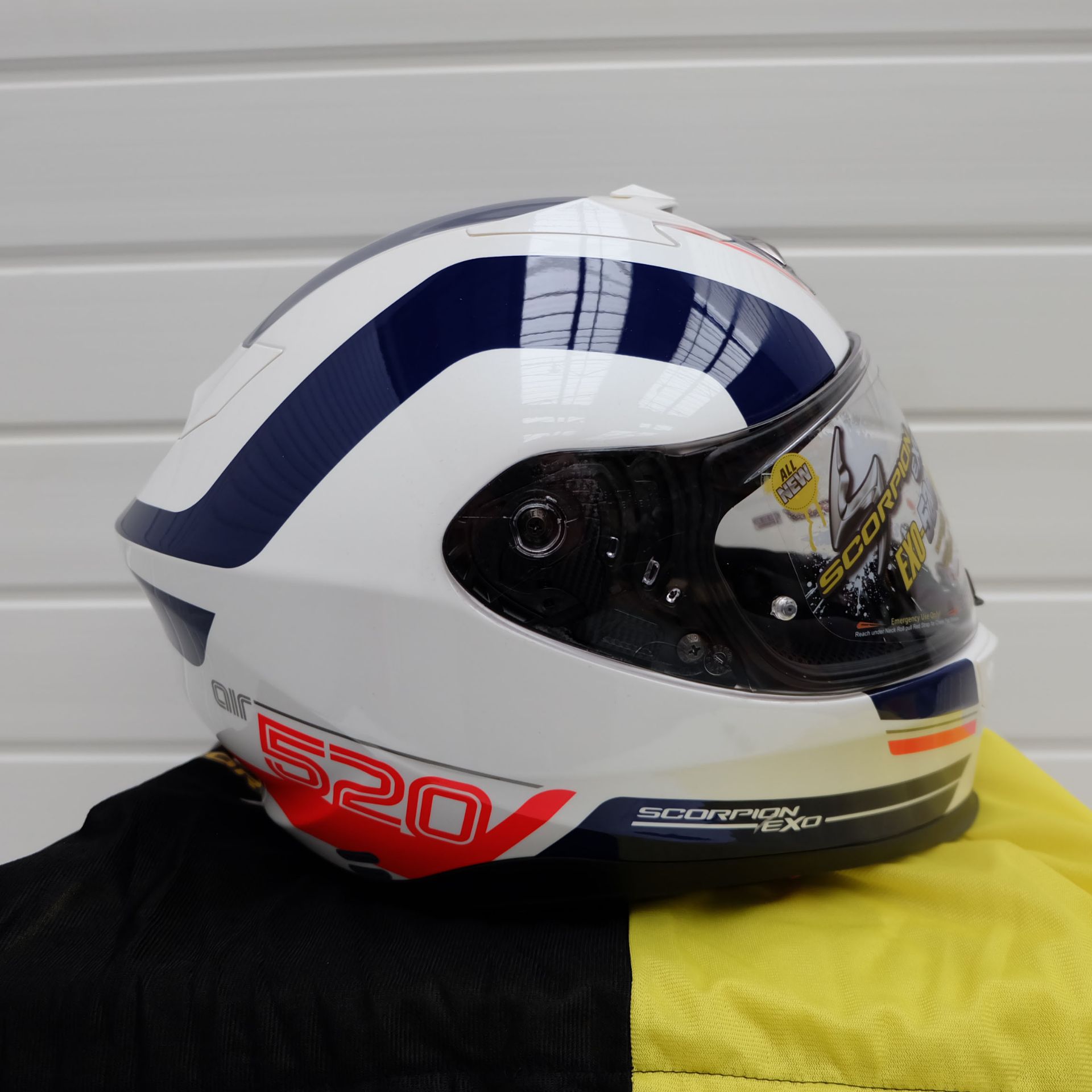 Scorpion Exo 520 Air Full Face Helmet LeMans White/Blue Red Size Medium - Image 3 of 12