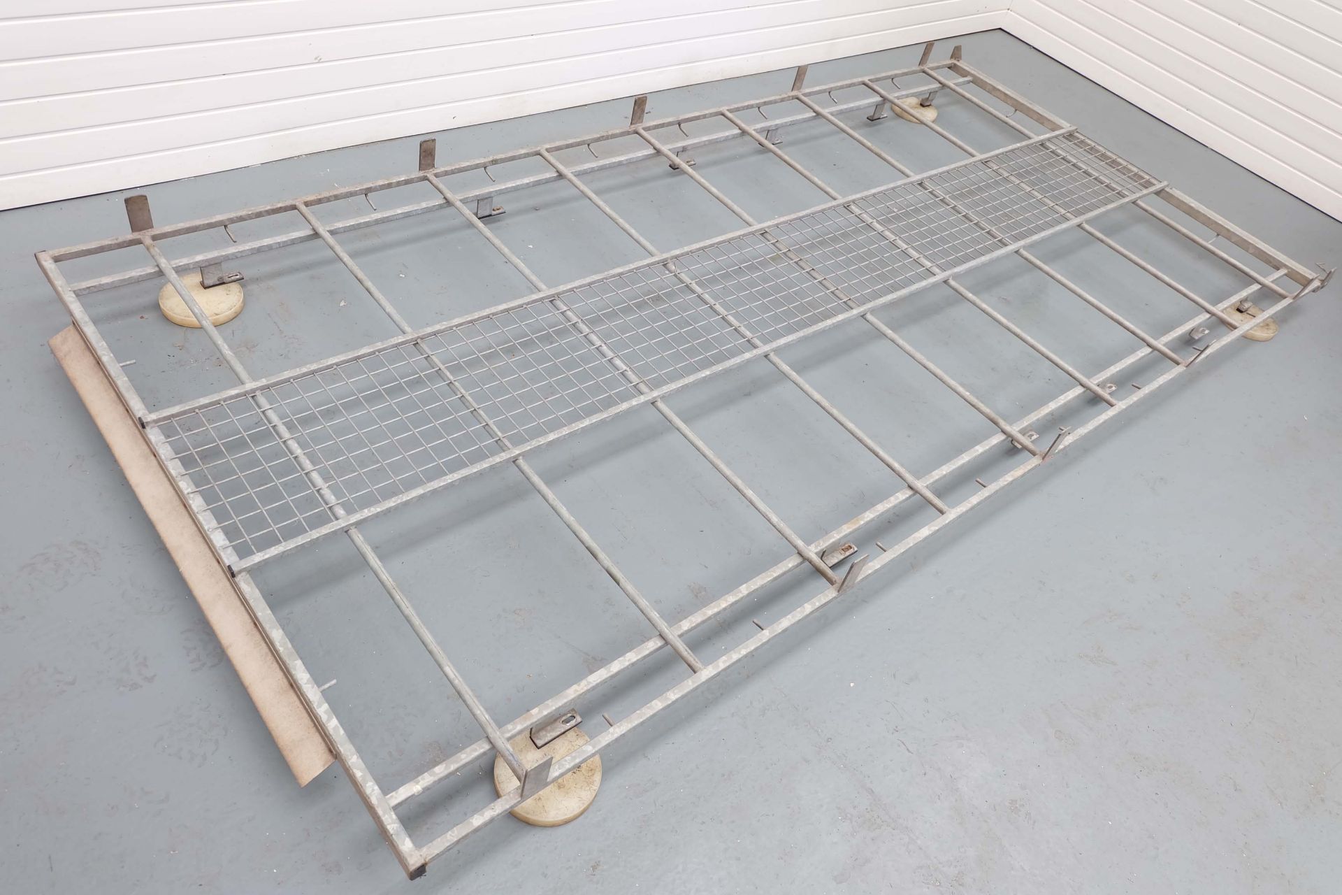 SDV Roof Rack Style 2 With Heavy Duty Runner Mesh. Made From Heavy Duty Galvanised Steel 140" x 68". - Image 3 of 6