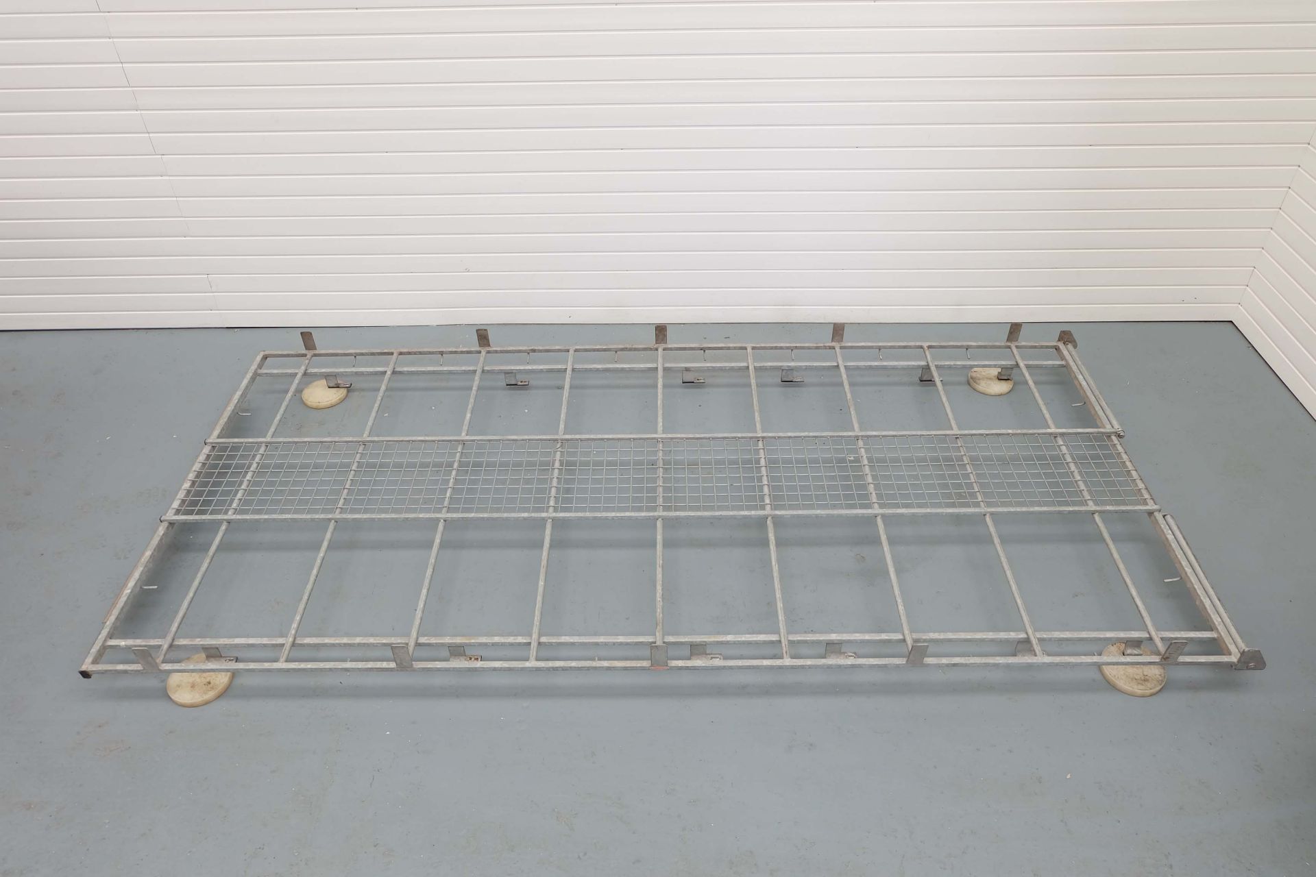 SDV Roof Rack Style 2 With Heavy Duty Runner Mesh. Made From Heavy Duty Galvanised Steel 140" x 68". - Image 2 of 6