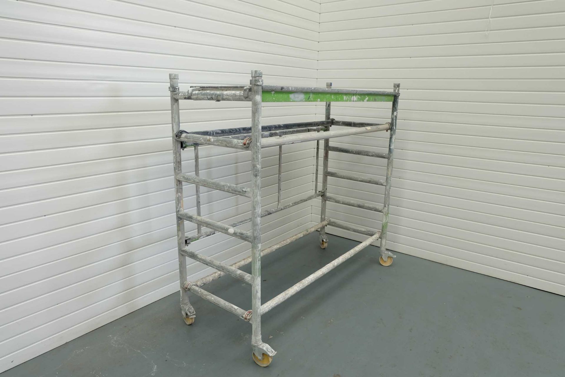 Scaffolding Tower on Wheels. Height to Platform 1650mm. Platform Size: 1700 x 600mm With Platfrom Ha - Image 2 of 5