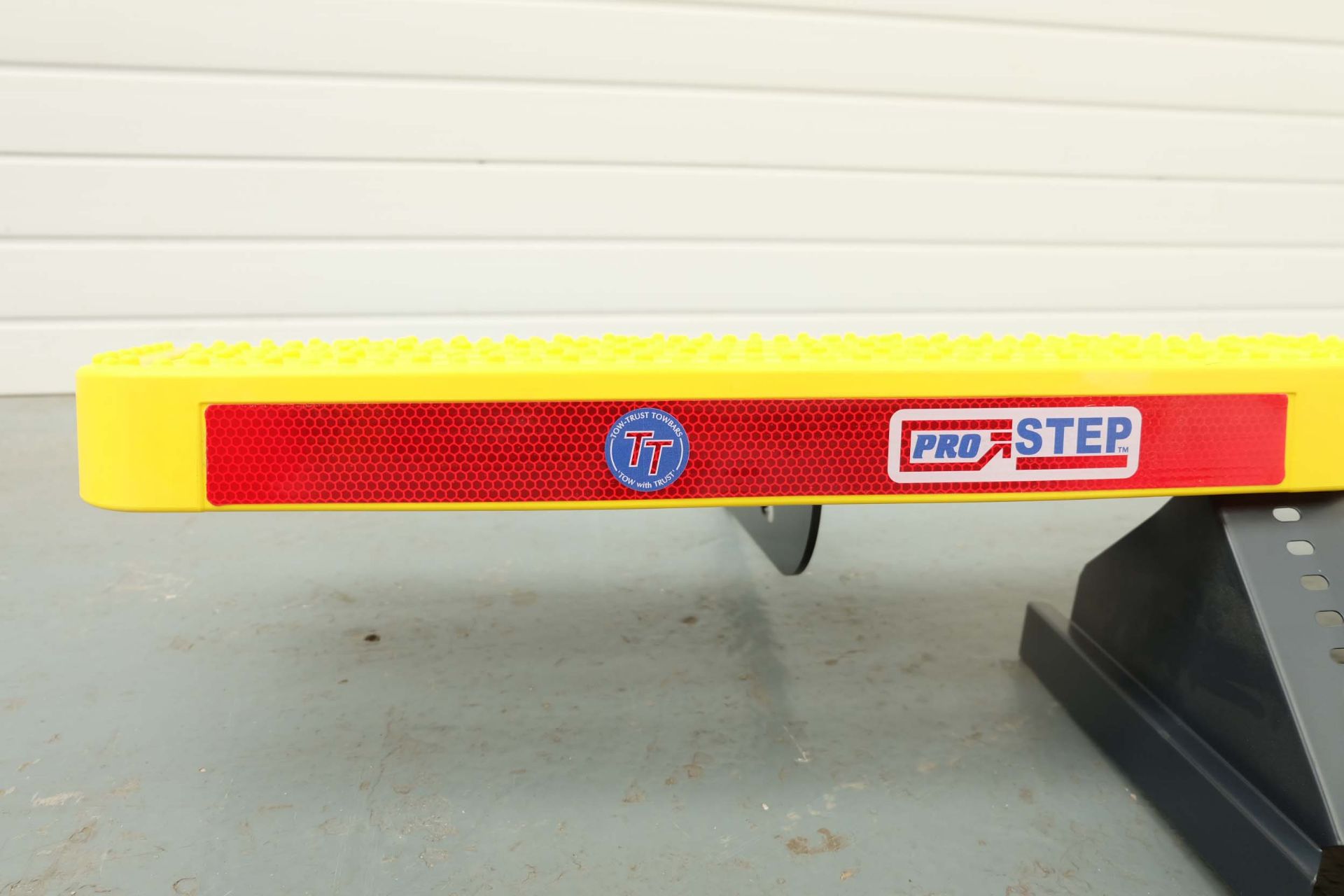 Tow-Trust Pro Step Model PRO-TFD8-NT-Y Rear Van Step. - Image 5 of 6