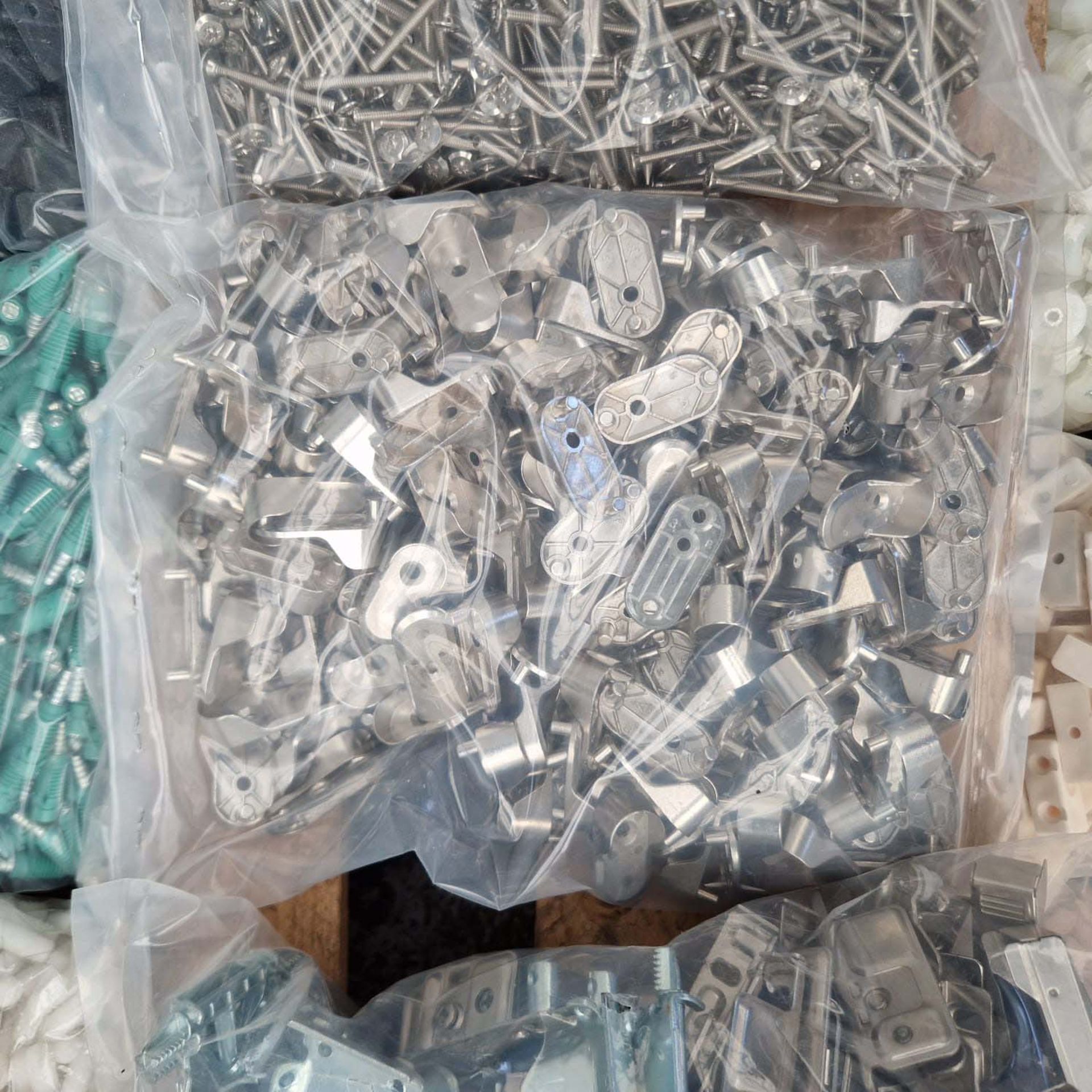 Quantity of Various Screws, Dowels & Hinges Etc. For Woodworking. - Image 10 of 24