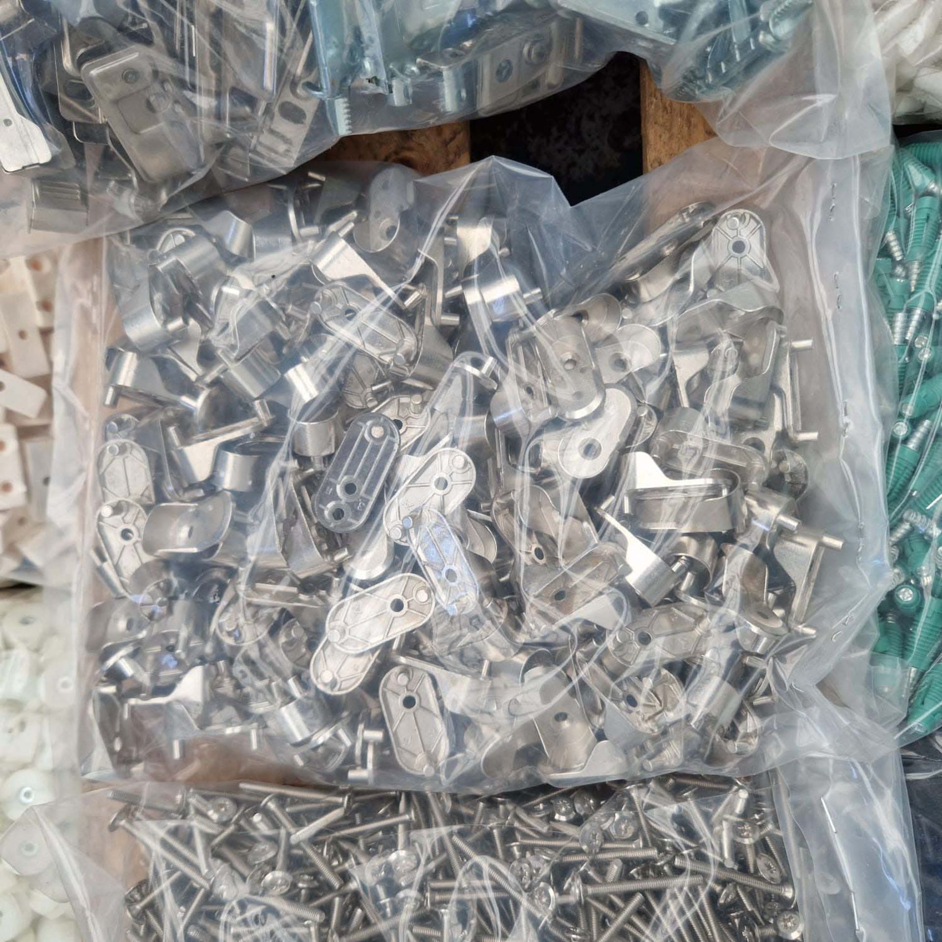 Quantity of Various Screws, Dowels & Hinges Etc. For Woodworking. - Image 24 of 24