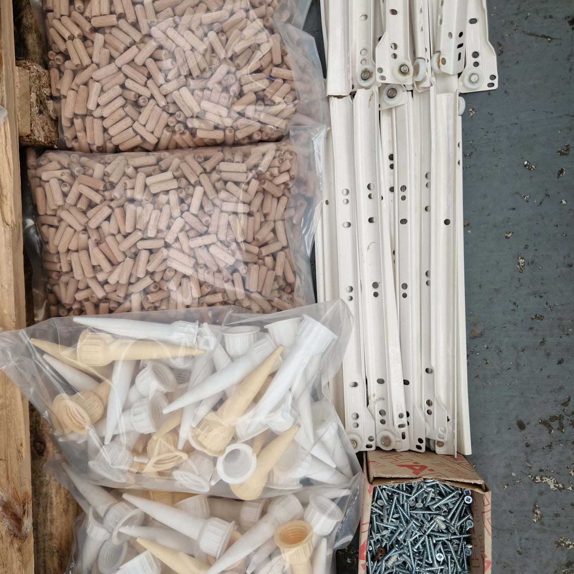 Quantity of Various Screws, Dowels & Hinges Etc. For Woodworking. - Image 3 of 24