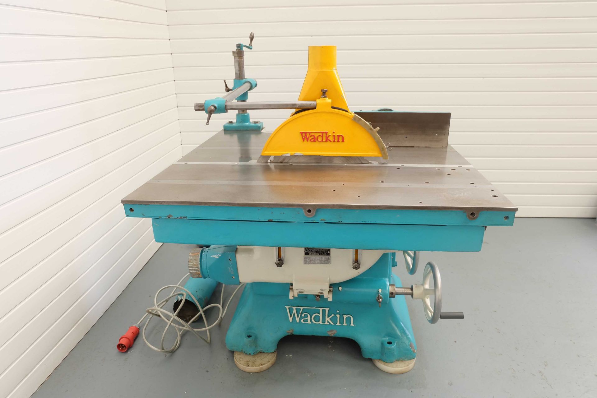 Wadkin Type P.K. Dimension Saw. Standard Blade Size: 18" Diameter. Maximum Depth of Cut 4 1/4". Dist - Image 2 of 13