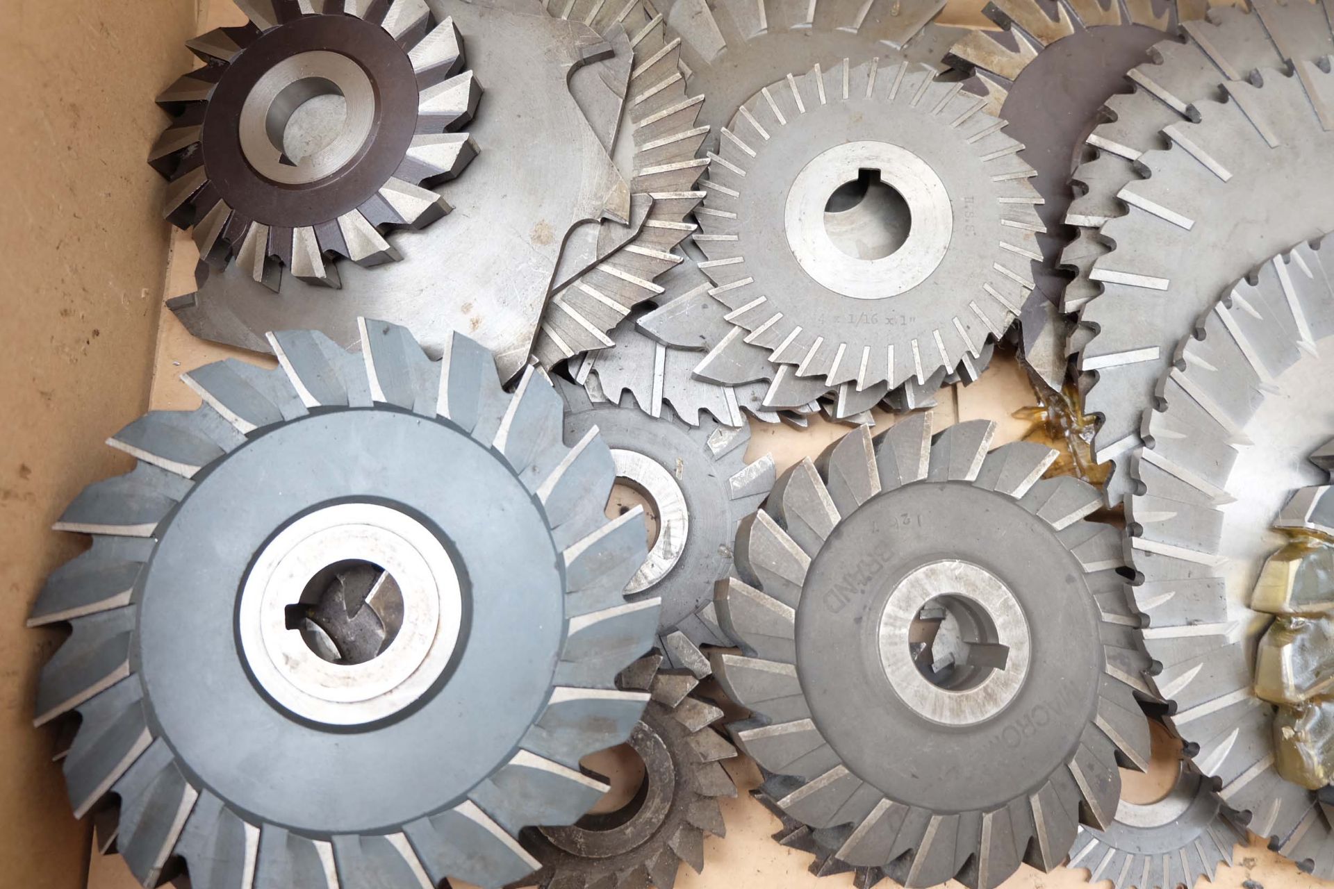 Quantity of Various Sized Horizontal Side & Face Milling Cutters - Image 2 of 3