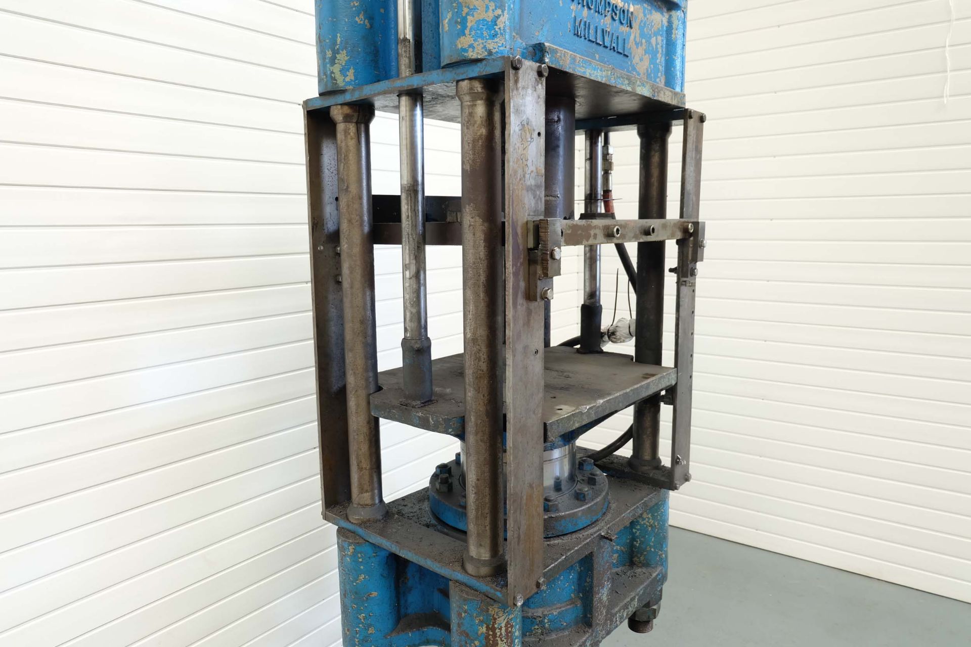 Thompson & Son Millwall Hydraulic Press. - Image 9 of 11