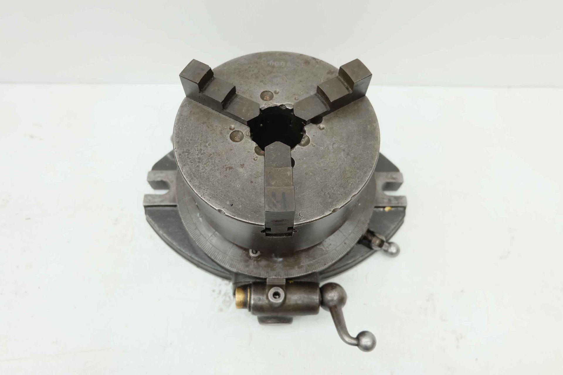 Indexing Fixture With 24 Posistions. With 6" Three Jaw Chuck - Image 3 of 4
