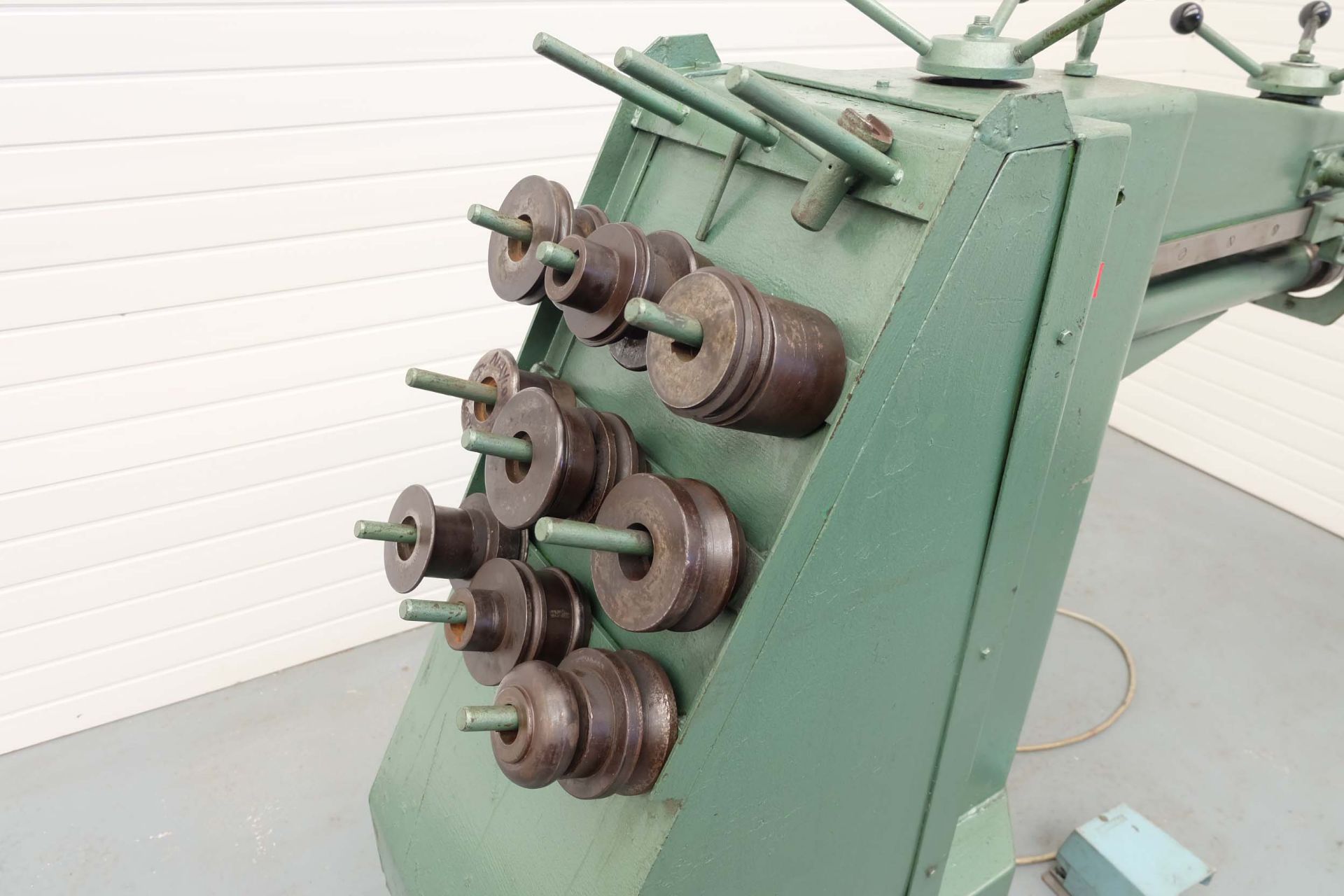 Power Swaging Machine. Throat 700mm. Spindle Size: 32mm Diameter. With Tooling & Foot Control. - Image 9 of 9