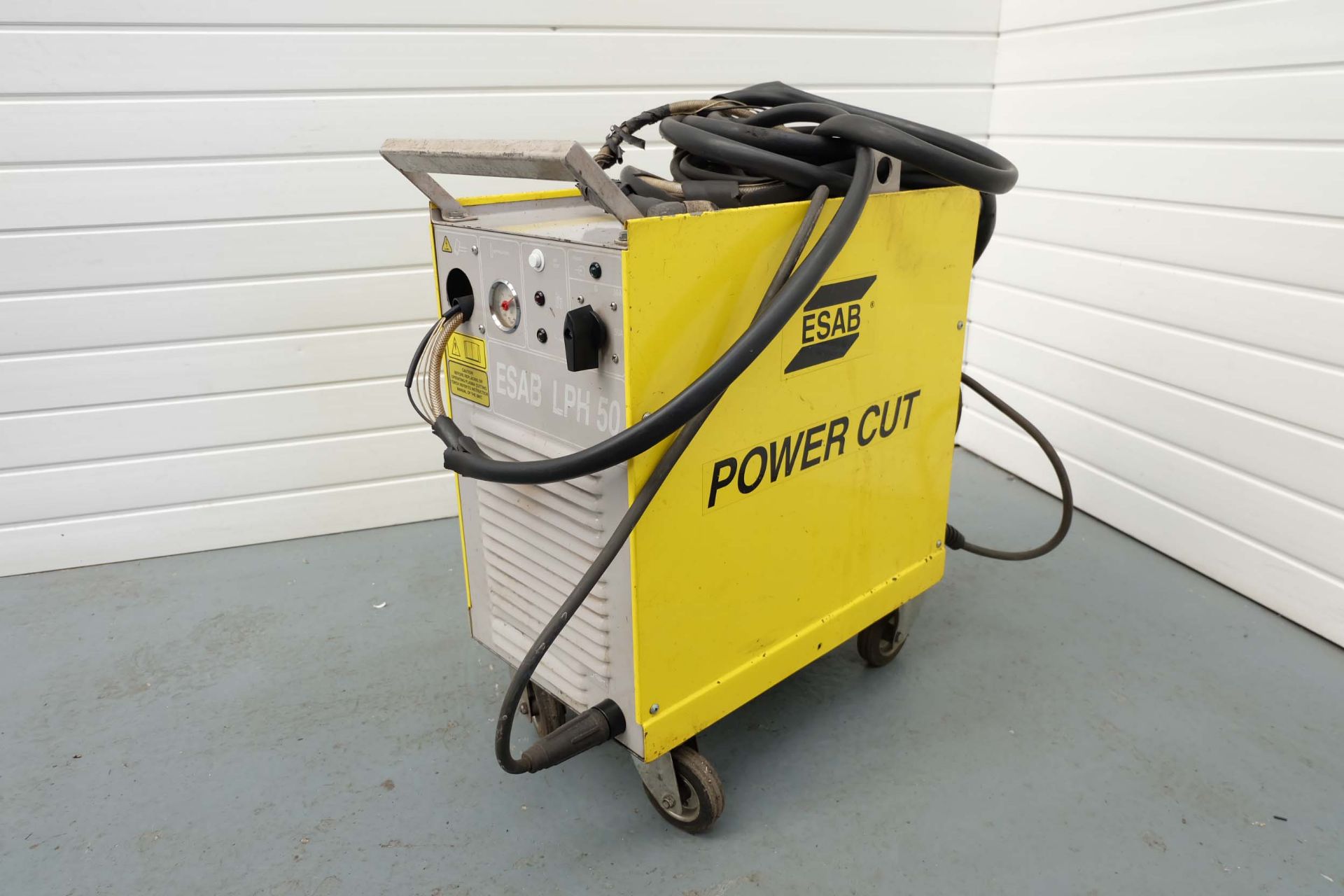 ESAB LPH 50 Mobile Mig Welding Set. 50 Amp @ 60% Duty Cycle. 30 Amp @ 100% Duty Cycle.