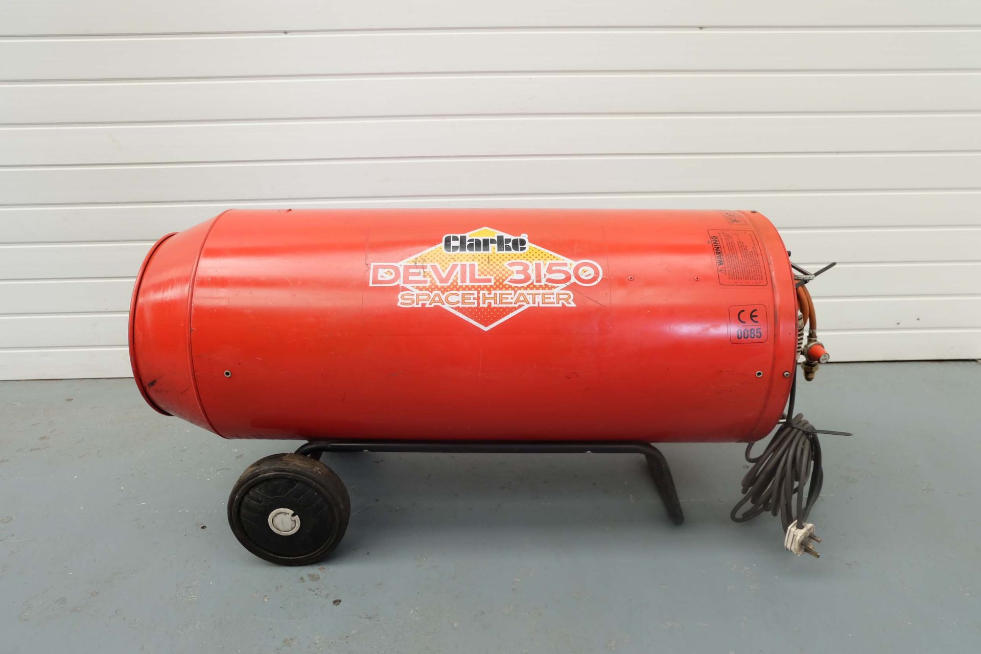 Clarke Devil 3150 Space Heater Propane Gas Heater. Maximum Heat Output 344,000 BTU per Hour.