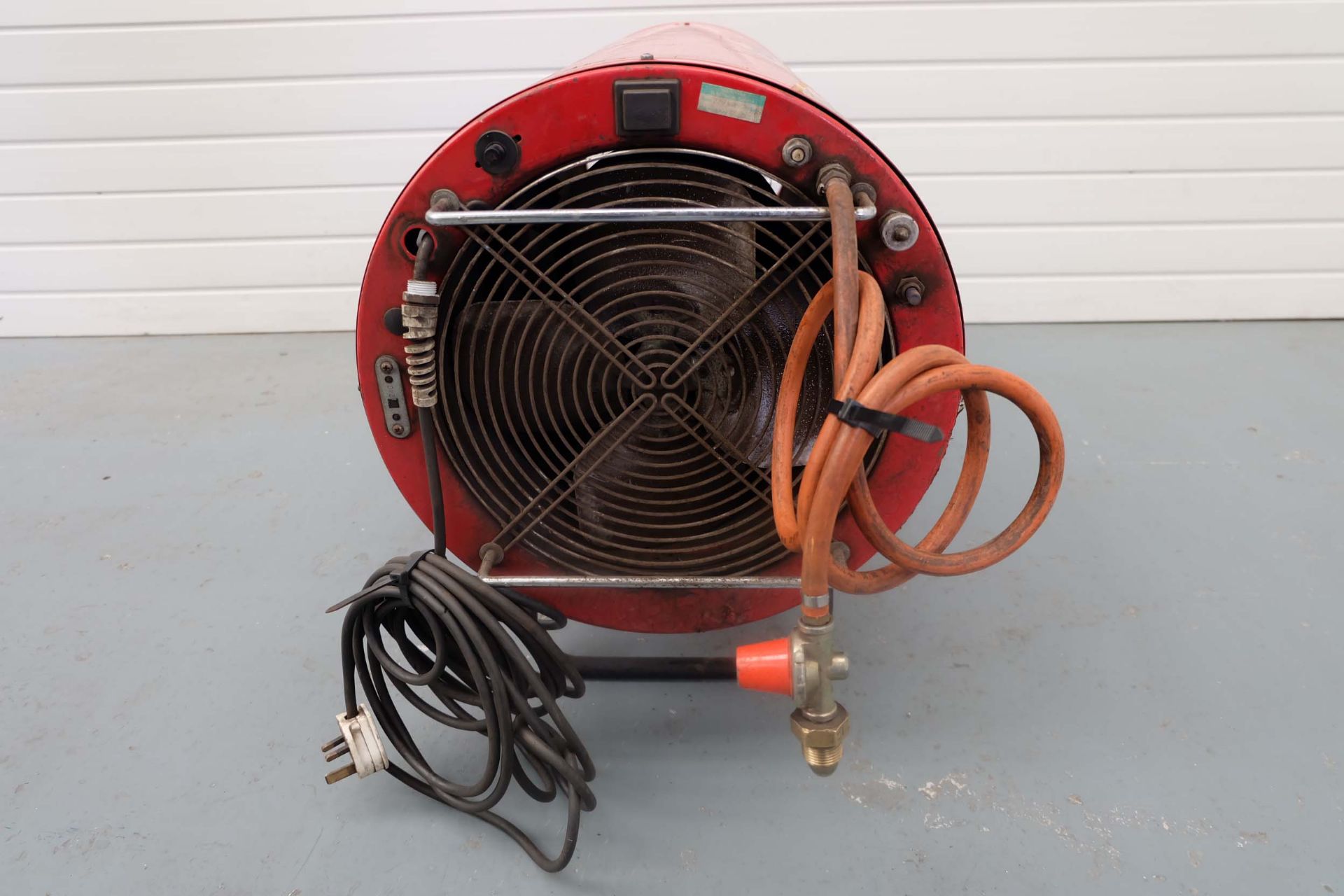Clarke Devil 3150 Space Heater Propane Gas Heater. Maximum Heat Output 344,000 BTU per Hour. - Image 5 of 7