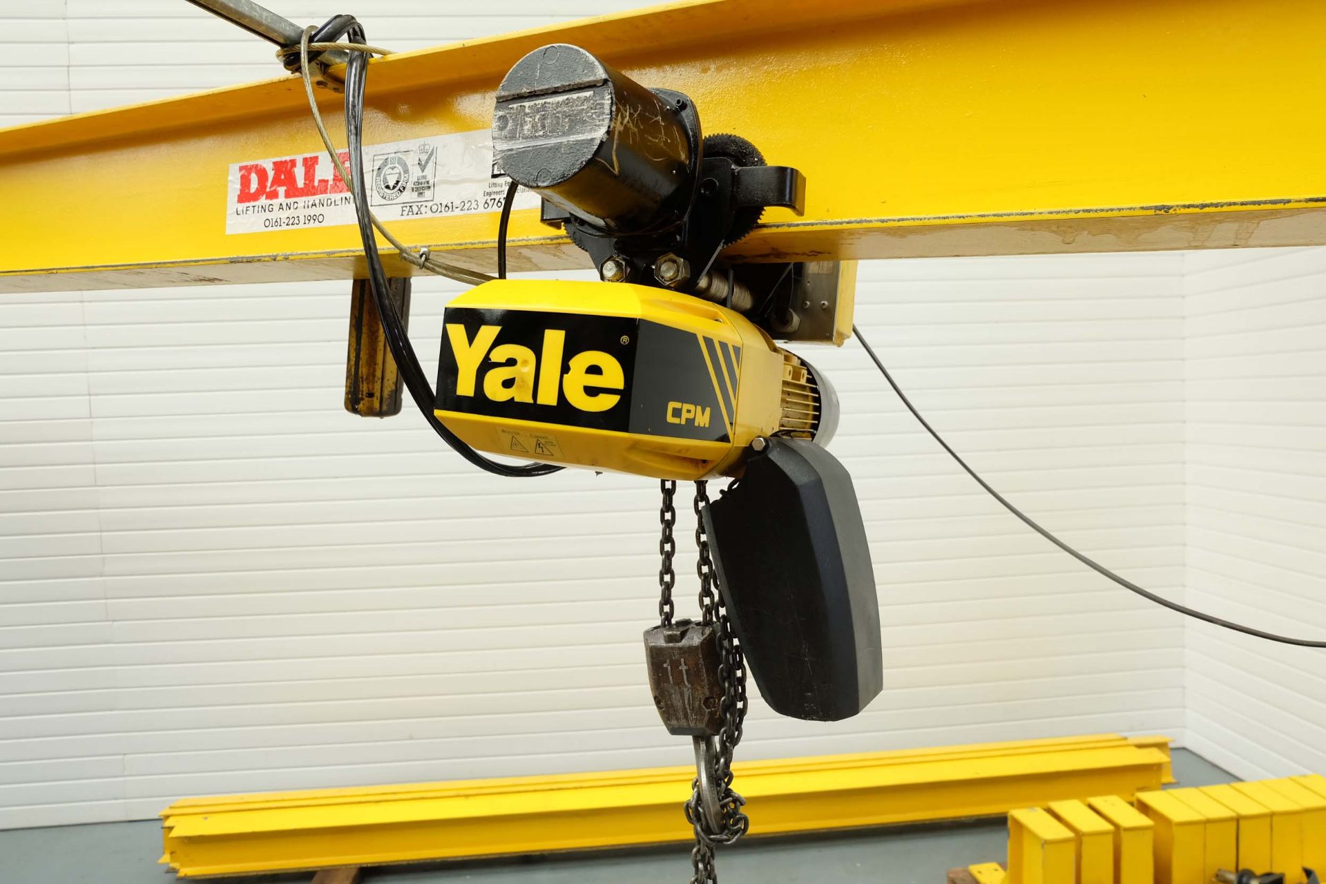 Dale Overhead Crane with Yale CPM 1000Kg Electric Chain Hoist & Pendant Control. - Image 4 of 12