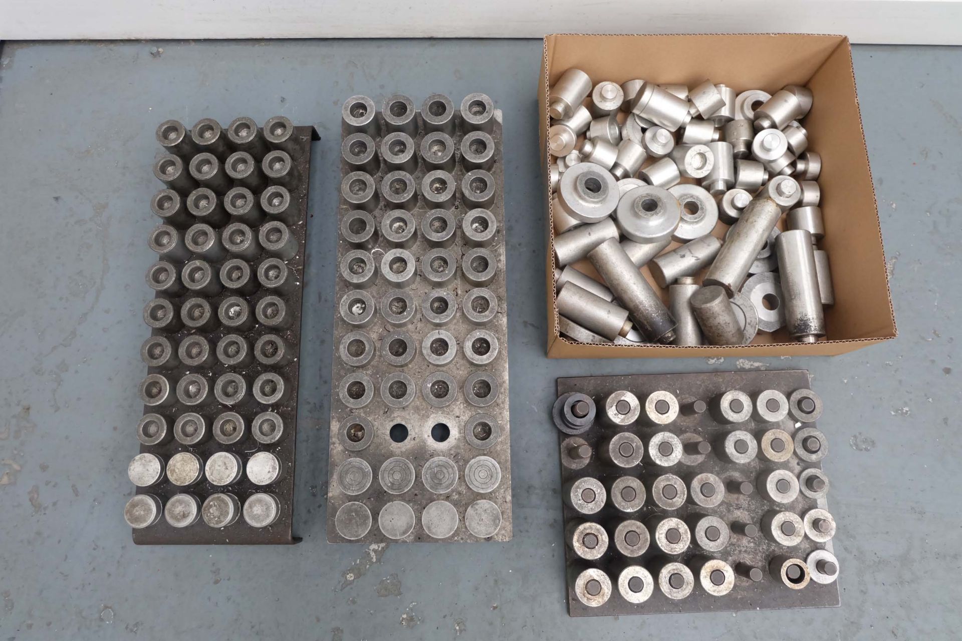 Quantity of Aluminium Packing/Blocking Pieces.