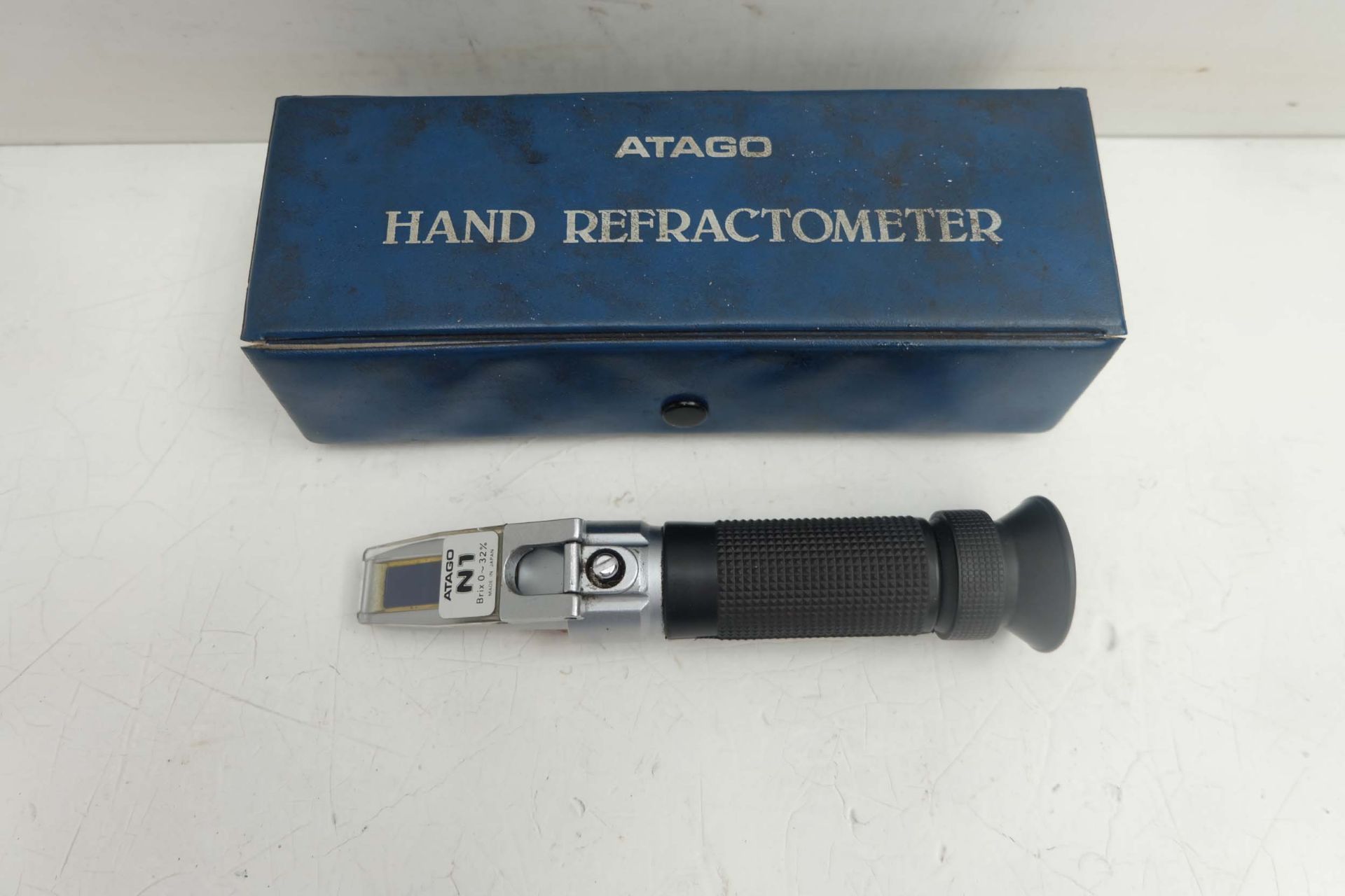 Atago Model N1 Hand Refractometer. Brix 0 - 32%.