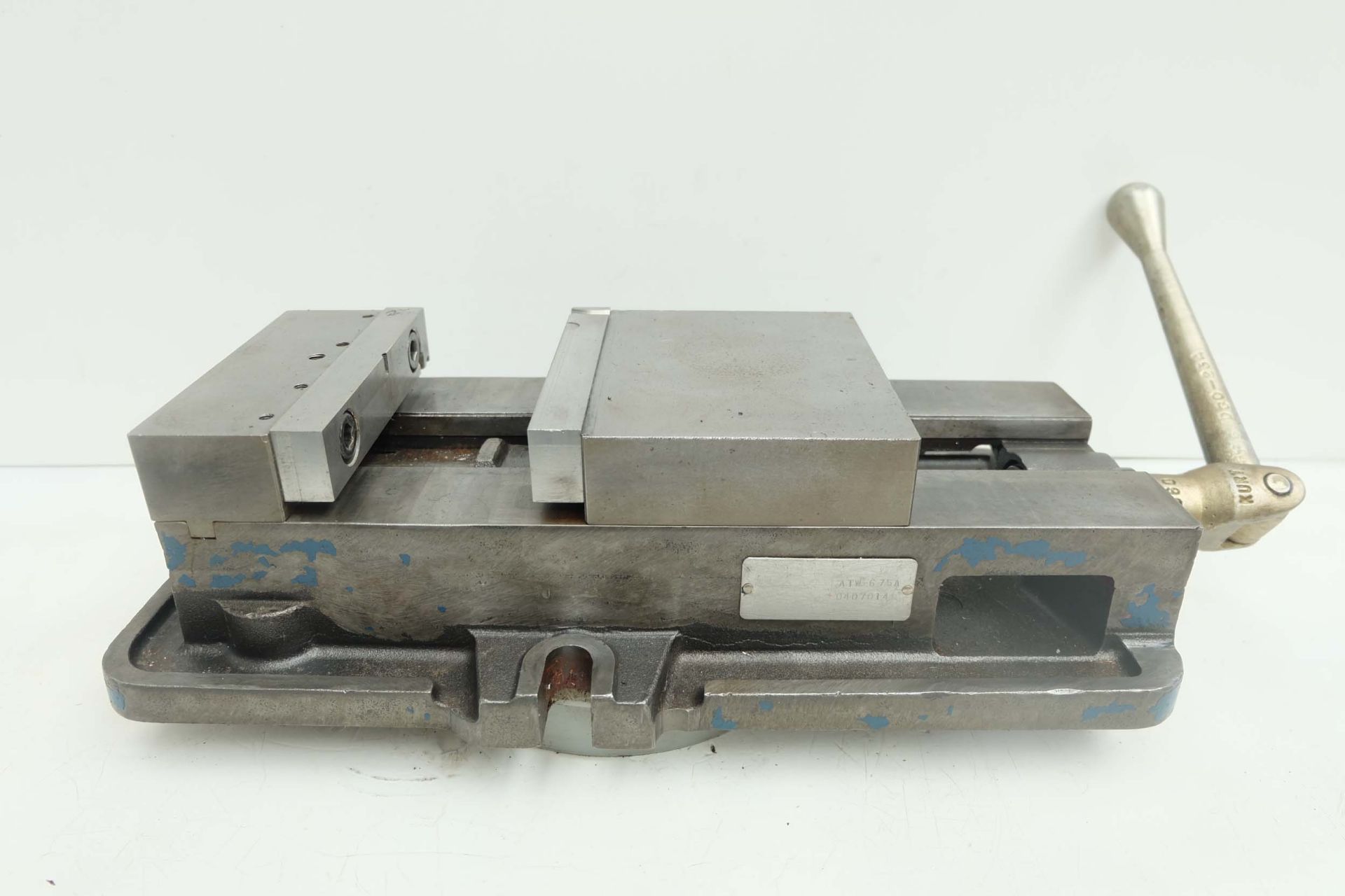 Autowell Model ATW 675A Machine Vice With Integrated Pull Down Mechanism. Width of Vice 6".