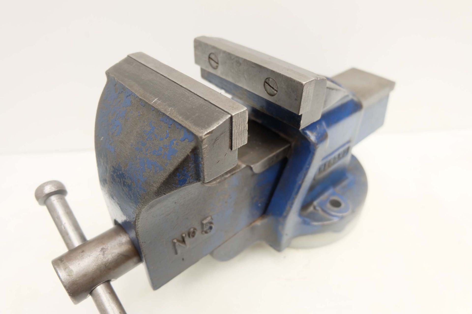 Record No.5 Bench Vice Width of Jaws 5" Max Opening 6 3/4". - Image 2 of 5