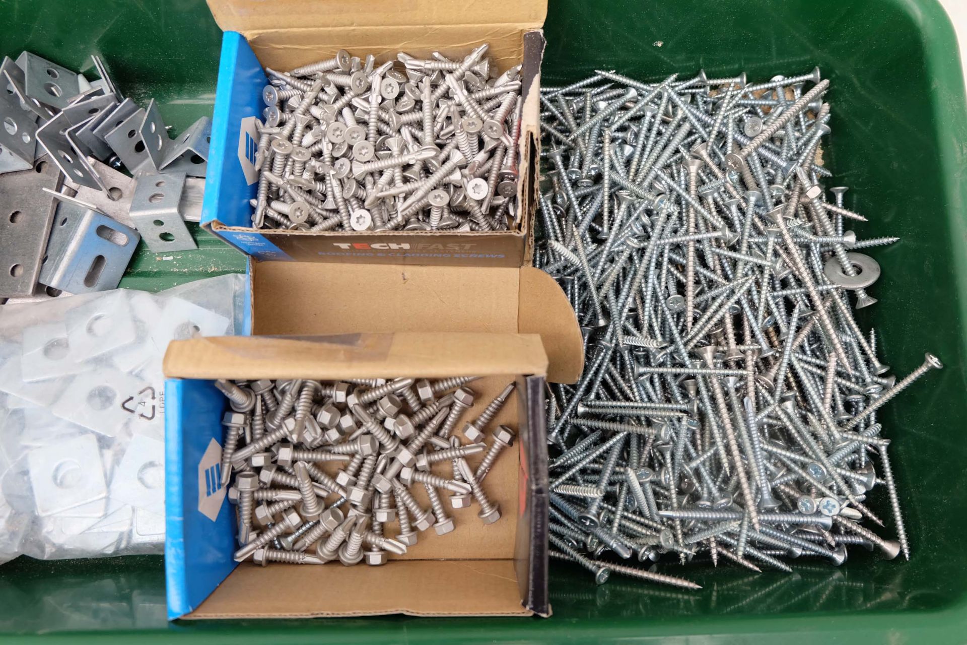 Quantity of Various Types & Sizes of Screws. - Image 5 of 9