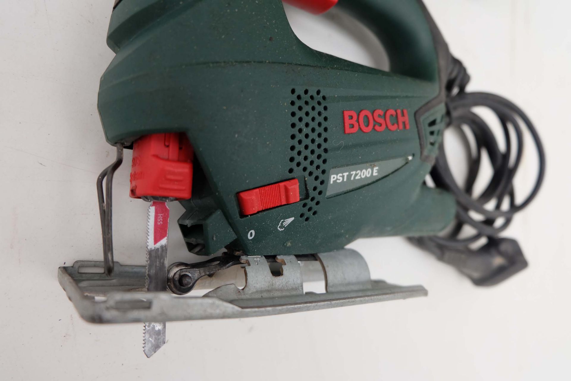 Bosch PST 7200E Jigsaw. Max Cutting Depth 72mm. Single Phase 500W. With Carry Case. - Image 2 of 5