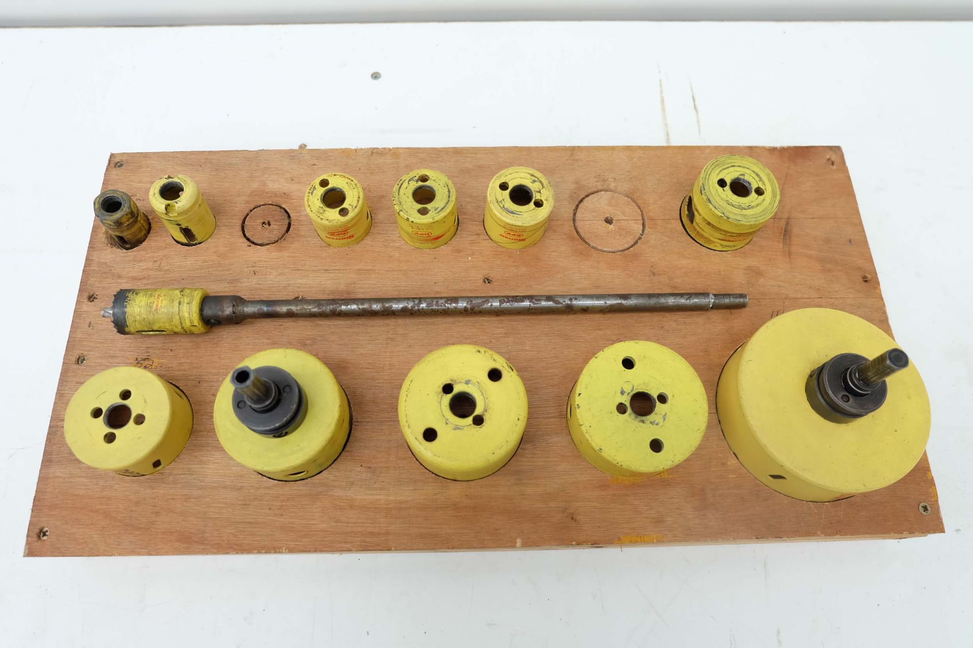 12 Hole Cutters. Sizes 25, 30, 32, 40, 43, 44, 56, 62, 73, 76, 79, 114mm Diameter. - Image 3 of 5