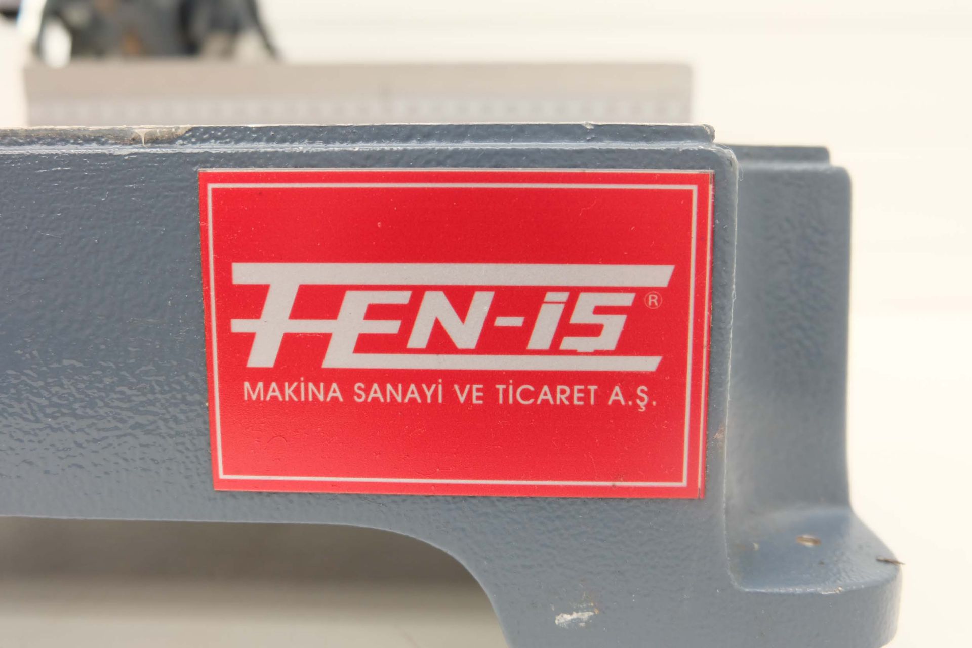 Makina Fen-is 300mm Circular Pull Down Saw. Double Mitre and Tilt. Table Size 340 x 260mm. Max Cutti - Image 10 of 13