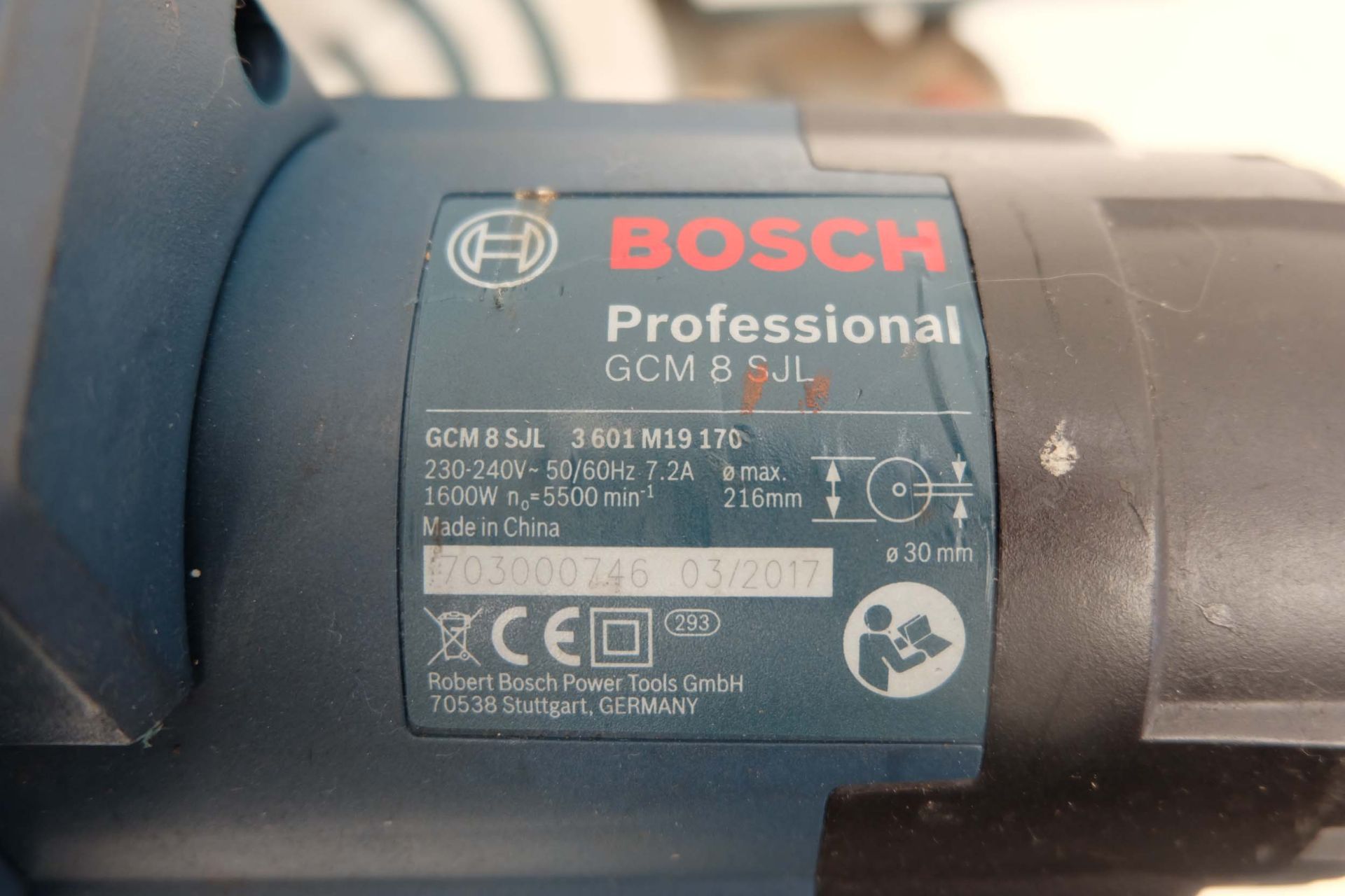 Bosch Professional GCM8SJL Sliding & Swivelling Circular Saw. Blade Capacity 216mm Max. Single Phase - Image 8 of 9