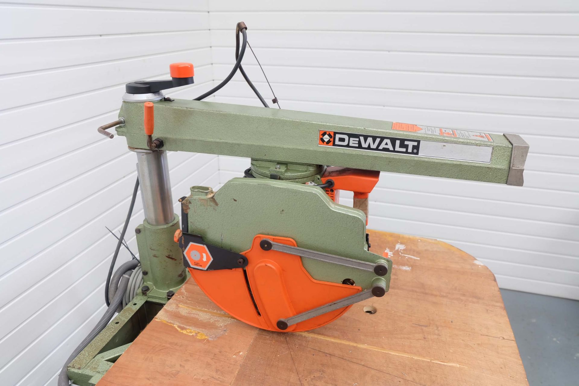 DeWalt Model DW8003 Radial Arm Saw. Motor 3 Phase, 2.2kW, 3Hp. Made in Italy - Image 2 of 8