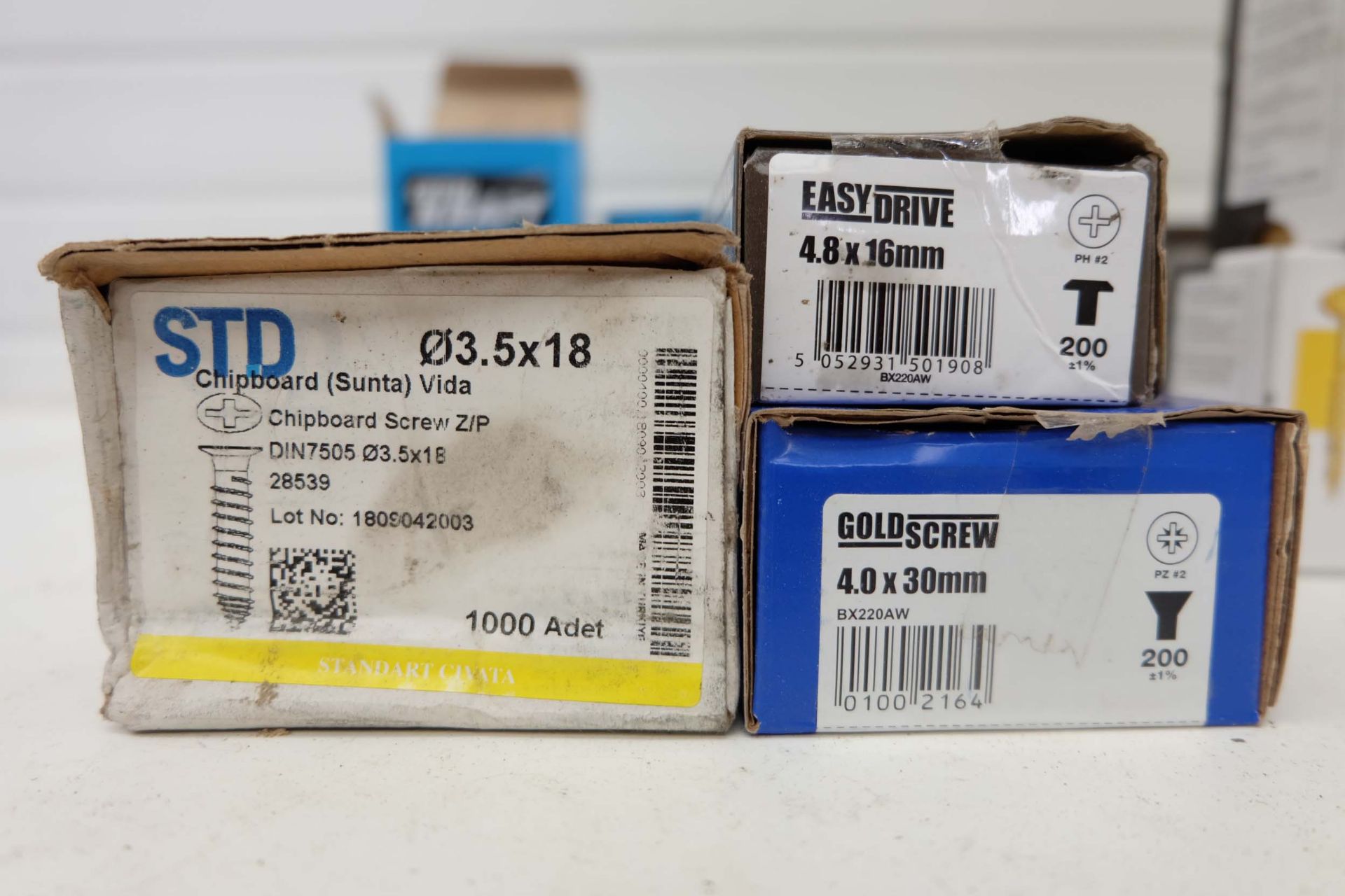 Quantity of Various Types & Sizes of Screws. (11 x Unopened Boxes). - Image 5 of 5