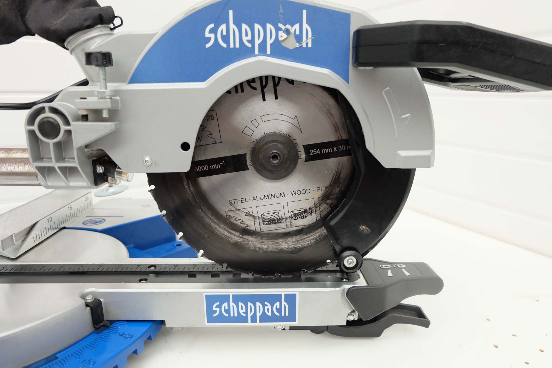 Scheppach Model HM110MP Pull Down Sliding Mitre Saw. Blade Size 254 x 30 x 2.2mm. Max Cutting Length - Image 4 of 9