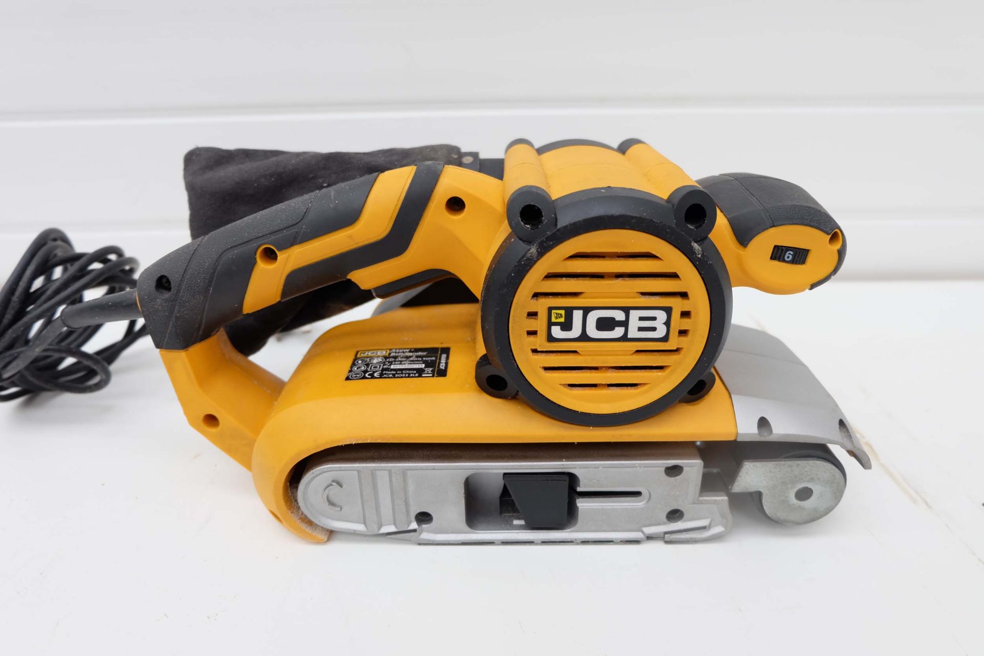 JCB Model BS950 Belt Sander. Width of Belt 70mm. Single Phase 950W. - Image 4 of 5