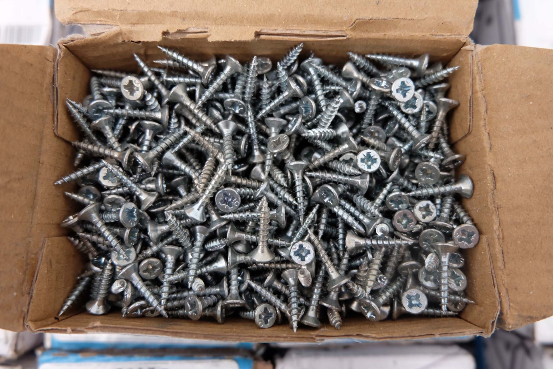 20 Boxes of Chipboard Screws. Size 3.5 x 18mm. DIN 7505. 1000 Screws Per Box. - Image 3 of 4