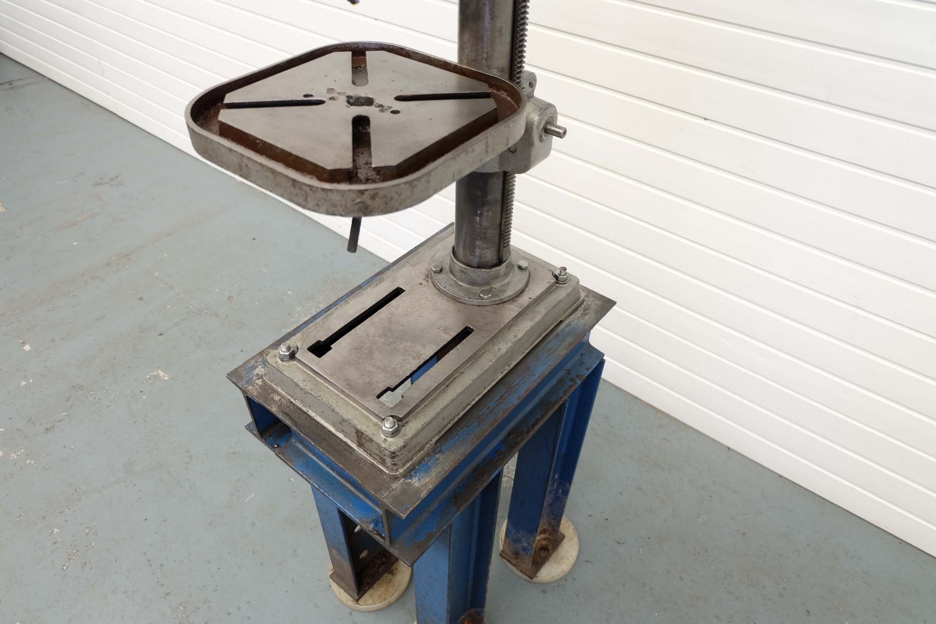Draper Expert Bench Drill On Steel Stand. Drilling Capacity 19mm. Chuck Capacity 1 -13mm. Spindle Ta - Image 6 of 11